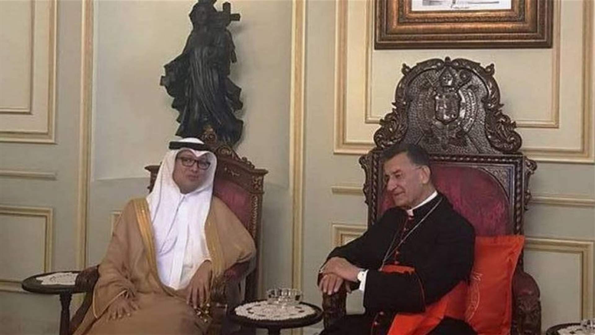 الراعي يلتقي بخاري في بكركي في هذه الاثناء