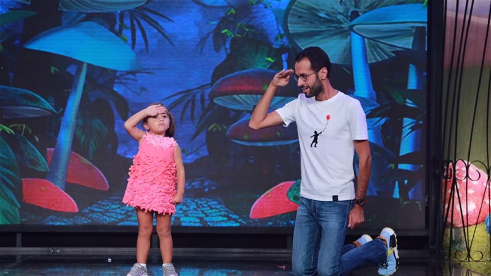 مالك مكتبي يتعلّم &quot;Baby Shark&quot; على طريقة آنجي... أصغر معجبة بالوليد الحلاني (فيديو)