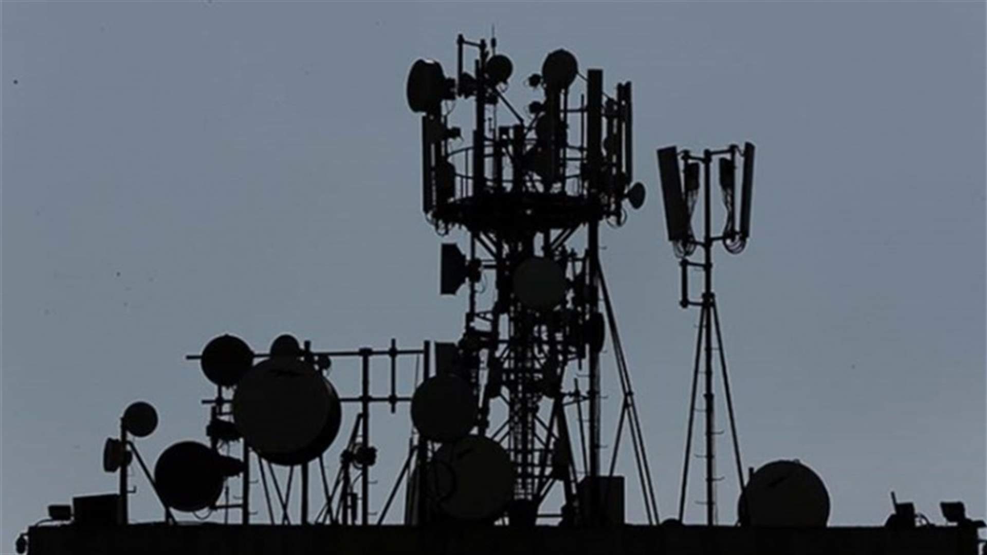 نقابة موظفي الشركات المشغلة للخلوي: لن نرضى بالمساس بحقوق الموظفين أو بسمعتهم