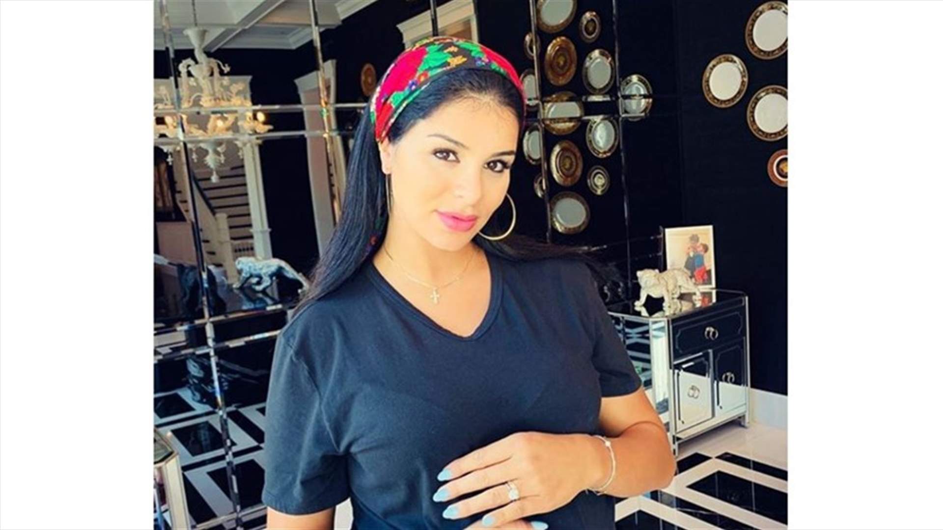 ريما فقيه تكشف عن بطنها المنتفخ في مراحل حملها الأخيرة! (صورة)