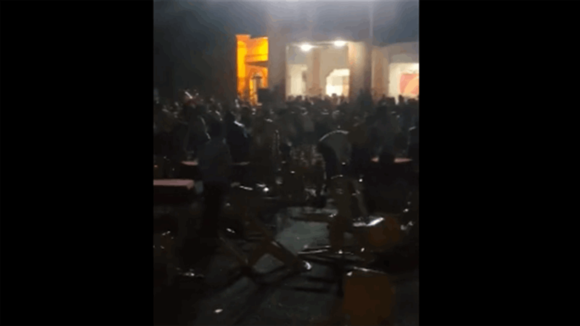 زفاف في وادي خالد يتحول الى تضارب بالكراسي والايدي... ووقوع جرحى (فيديو)