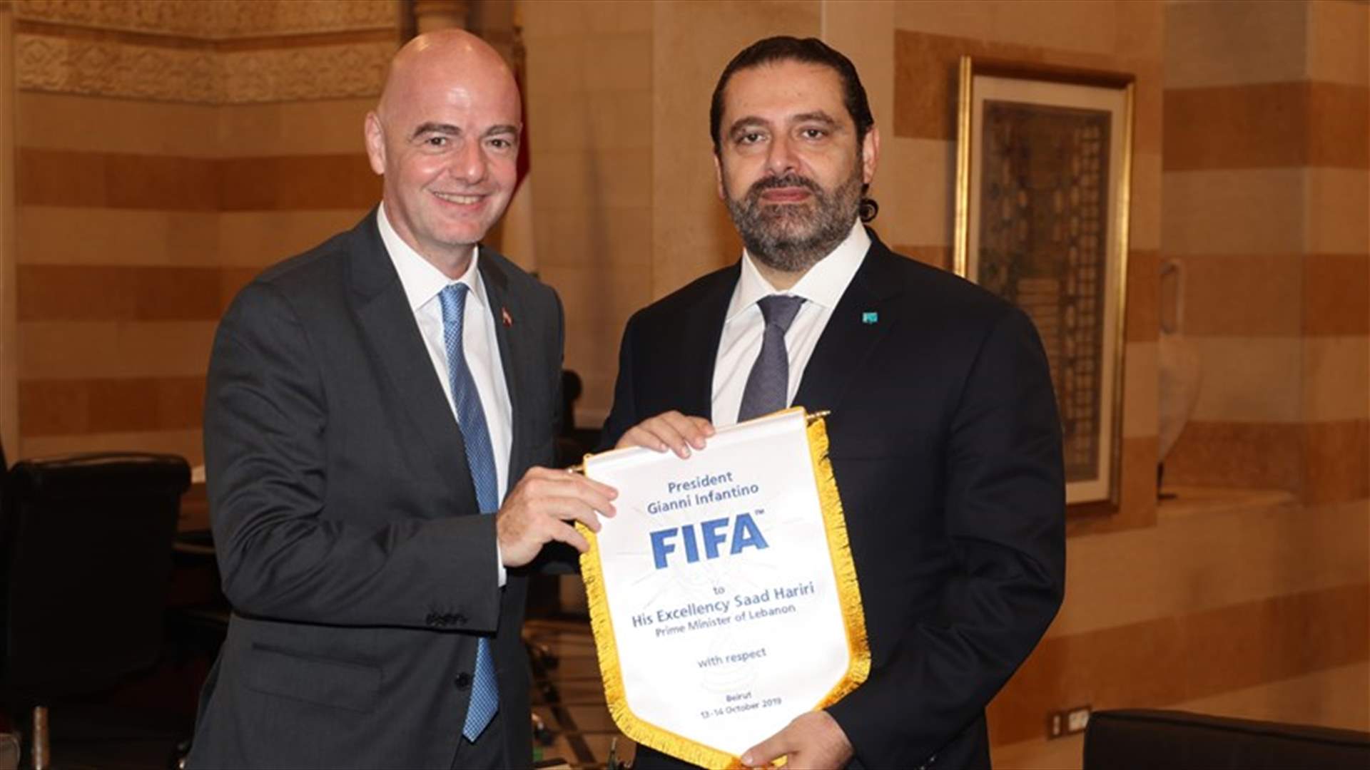 الحريري عرض مع رئيس الفيفا ووفد الاتحاد اللبناني لكرة القدم اطلاق مشروع لتقوية اللعبة (صور)