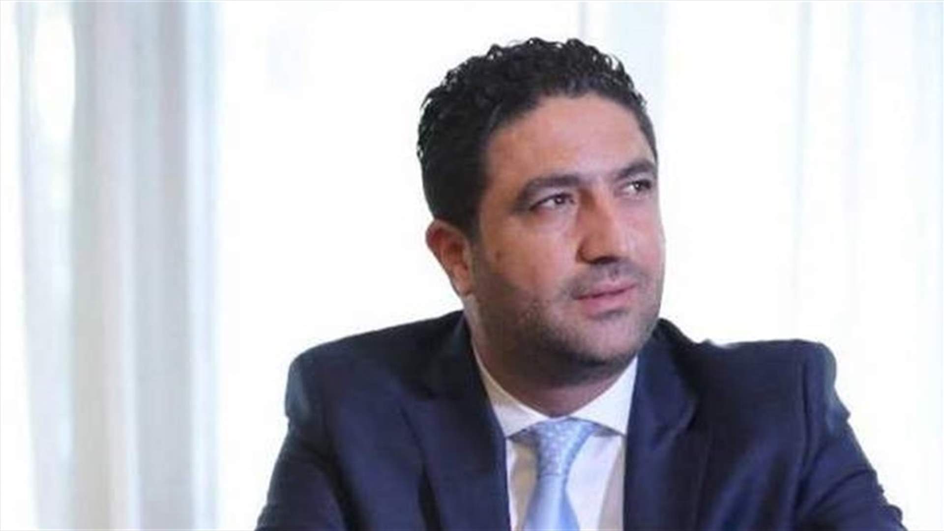 الغريب تابع في اتصال مع الحسن عمل فرق الإطفاء والدفاع المدني