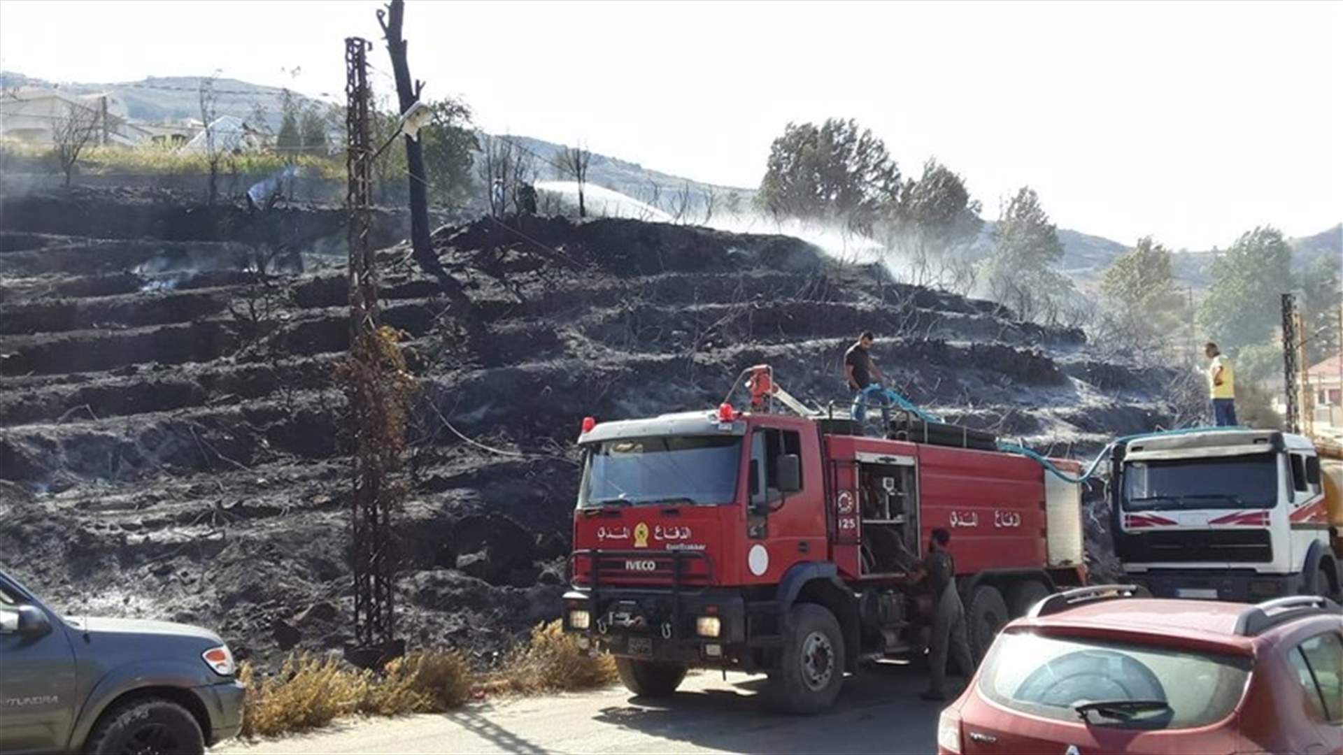 حريق في المرج حمانا اتى على مساحات من الاعشاب اليابسة والاشجار الحرجية