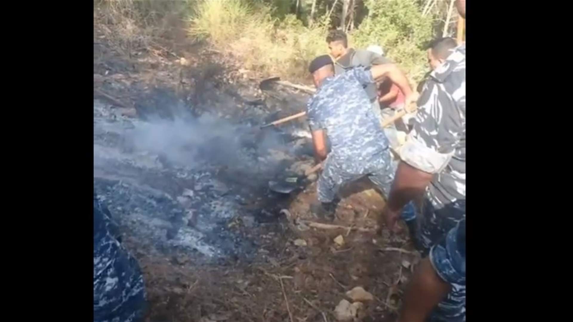 هكذا أخمد عناصر قوى الأمن 3 حرائق تجددت في وادي دقّون... (فيديو)