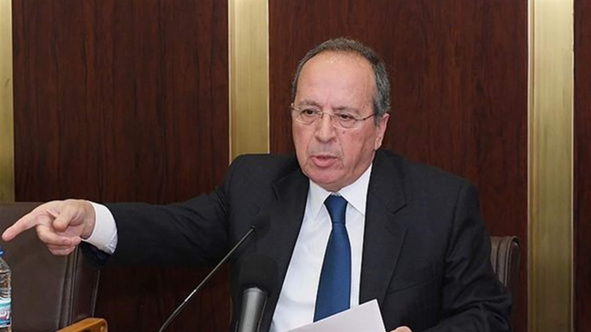 السيد: "لا ما فيكن تفلو هيك... ردّوا المسروق وبعدين لكل حادث حديث"
