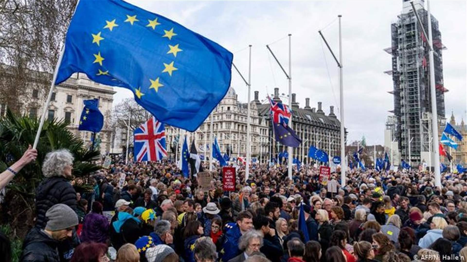 آلاف يخططون للتجمع في لندن للمطالبة باستفتاء جديد بشأن الخروج من الاتحاد الأوروبي