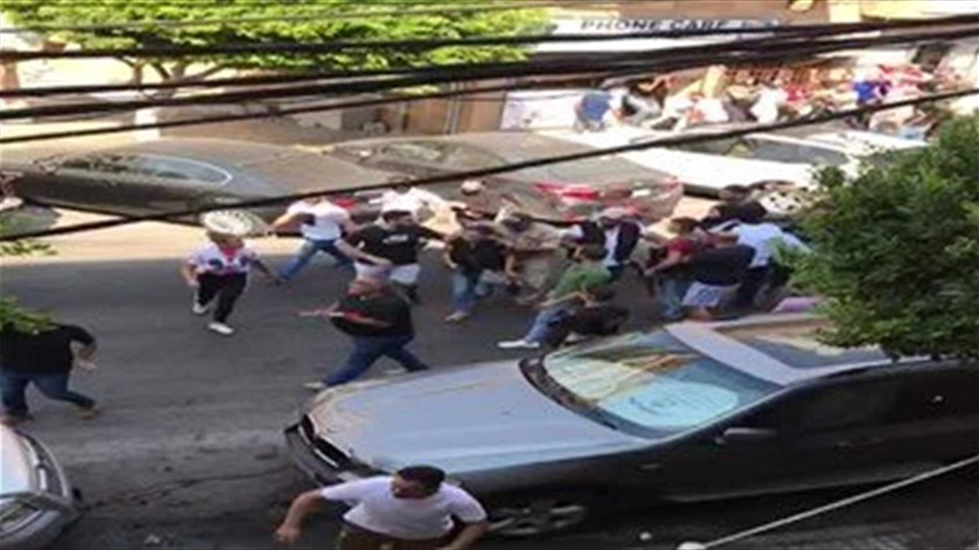 Armed men attack protesters in Tyre-[VIDEO]