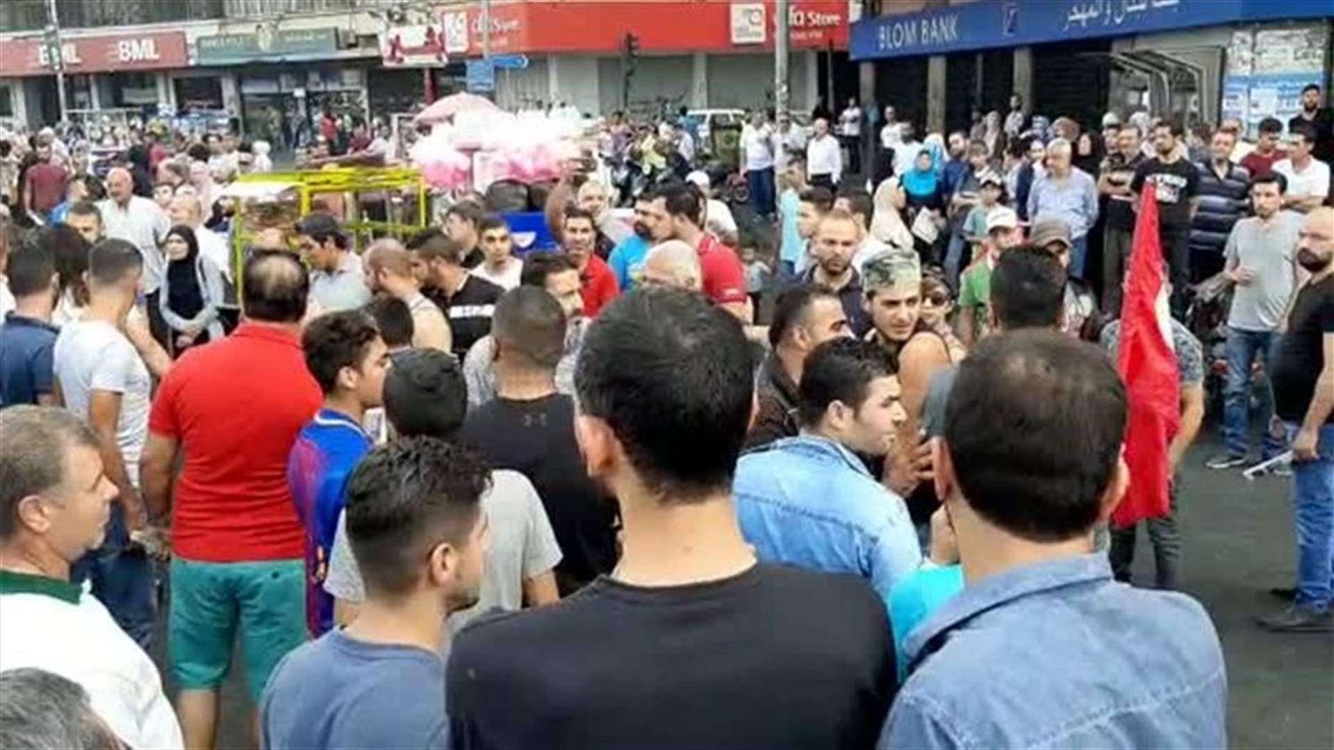 Clash in Tripoli after one protester raised Turkish flag (Video)