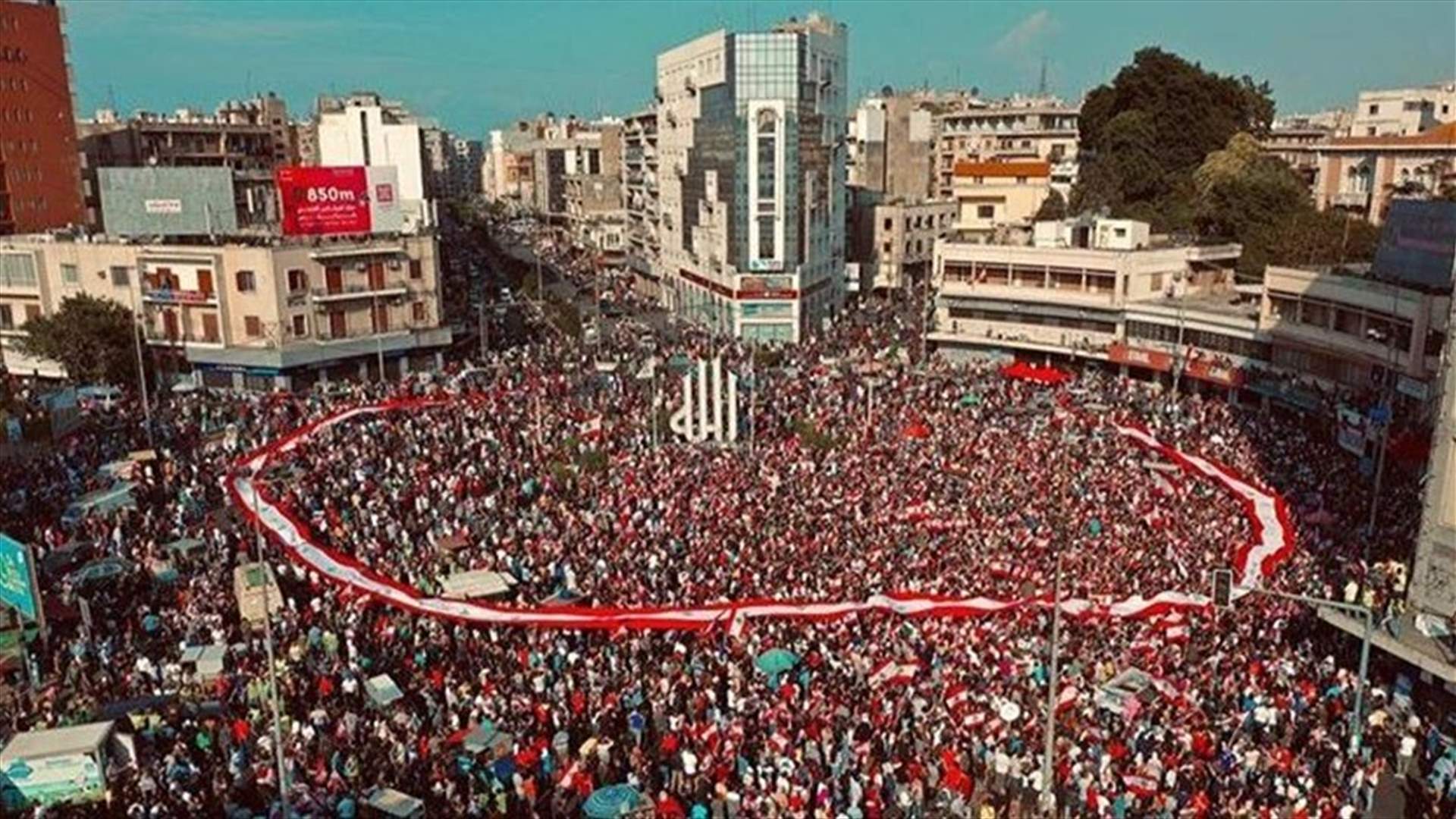 A breathtaking patriotic scene from the revolution in Tripoli (Video)