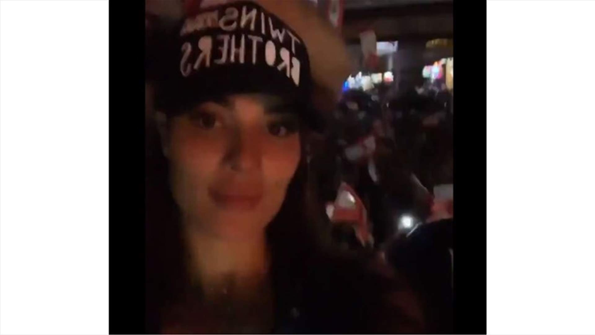 نادين نسيب نجيم من وسط الاحتجاجات: "ما تسألني شو ديني وأنا من وين" (فيديو)