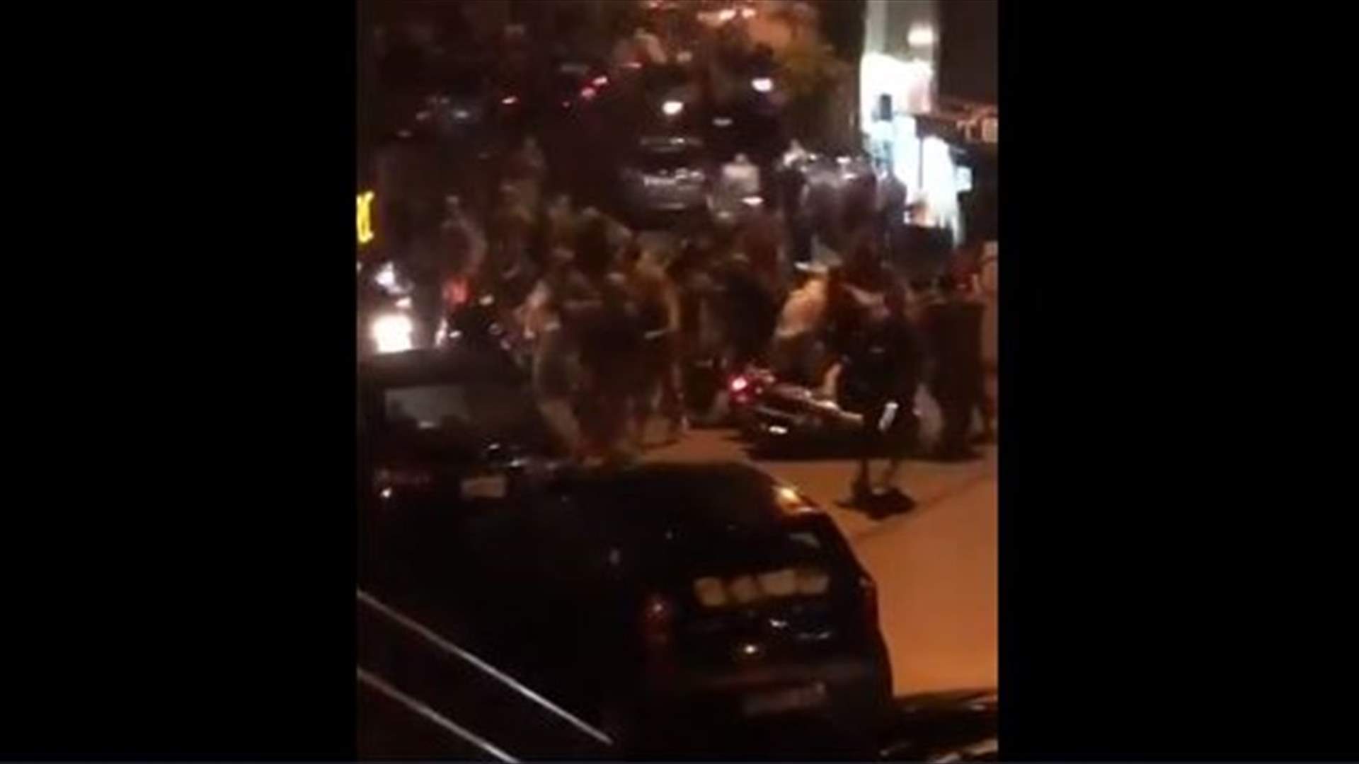 الجيش يتدخل بعدما جابت مواكب مناصري أمل وحزب الله شوارع بيروت... (فيديو)