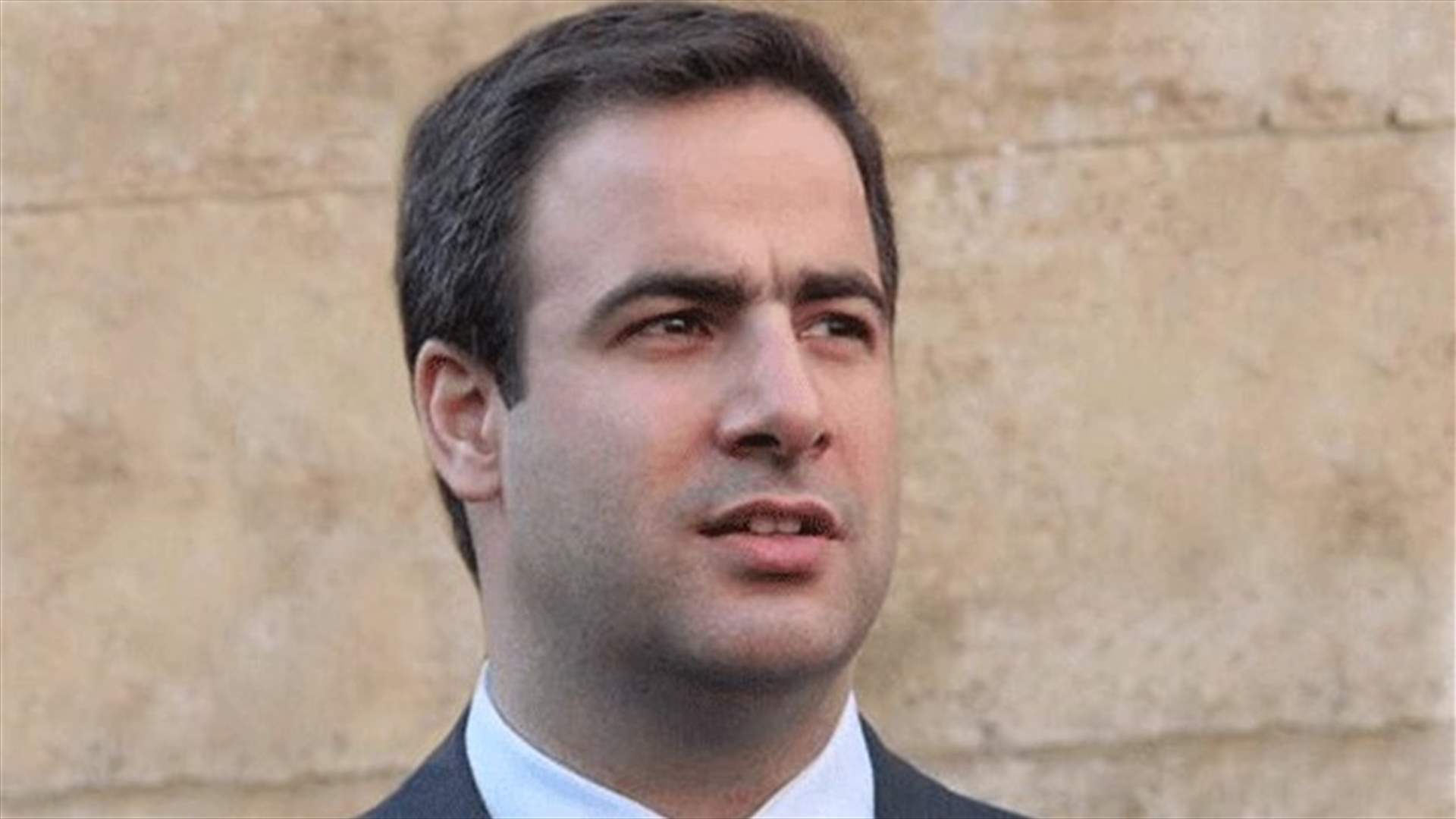 معوض: للاتفاق على صيغة حكومية جديدة ومصغرة
