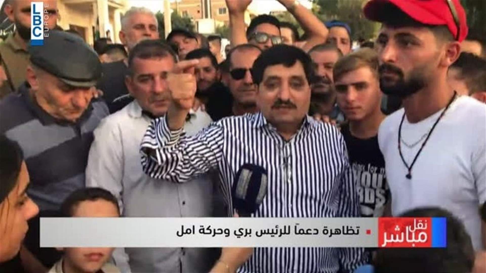 Amal Movement supporters stage protest in Tyre in solidarity with Berri (Video)