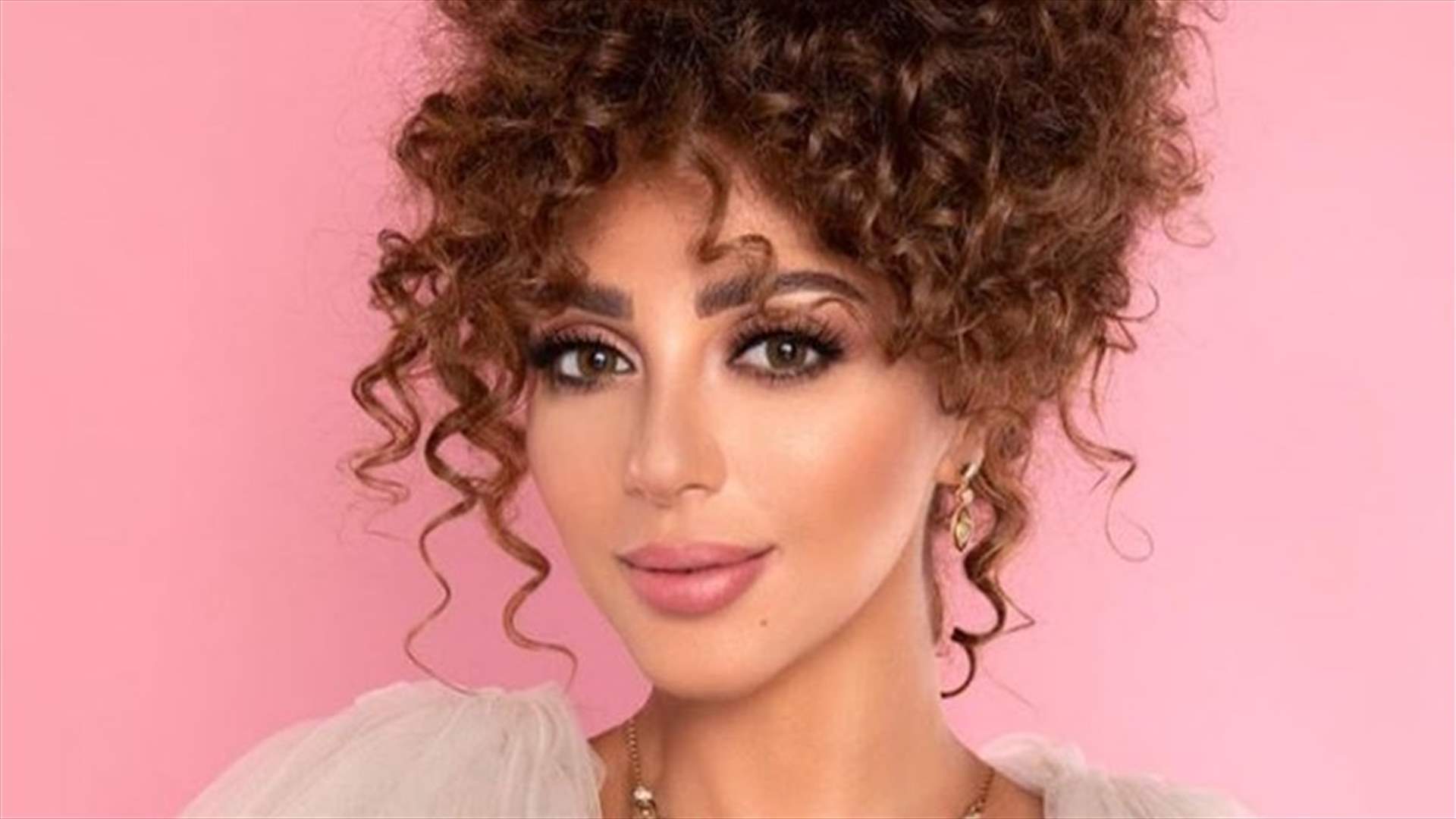 ميريام فارس في رسالة نارية: " فنانين ما تحرّكوا كرمال المحسوبيات"