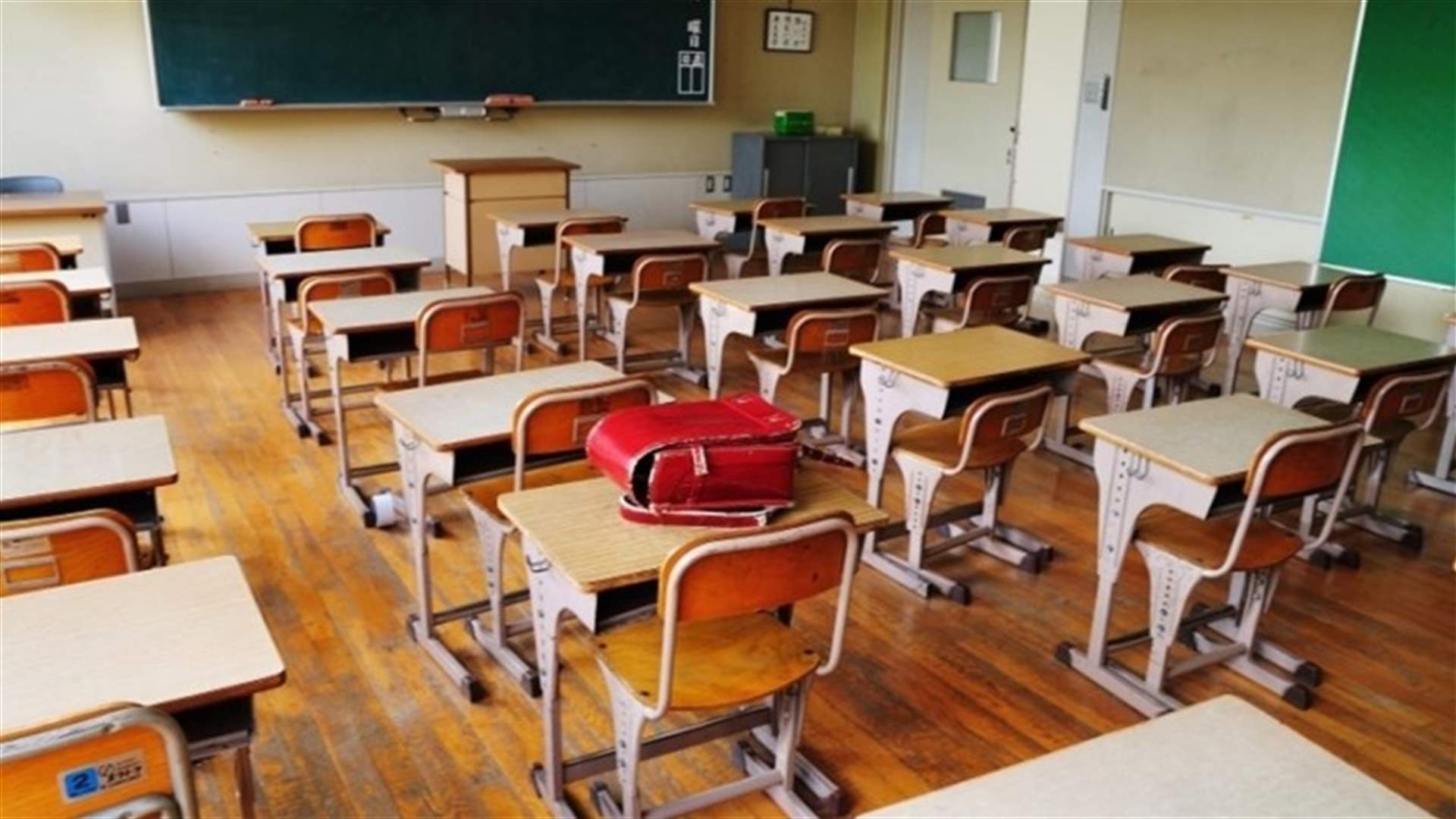 مدارس وجامعات عاليه والمتن الاعلى والطريق الدولية مقفلة... ودعوات للاعتصام في حمانا وقرنايل
