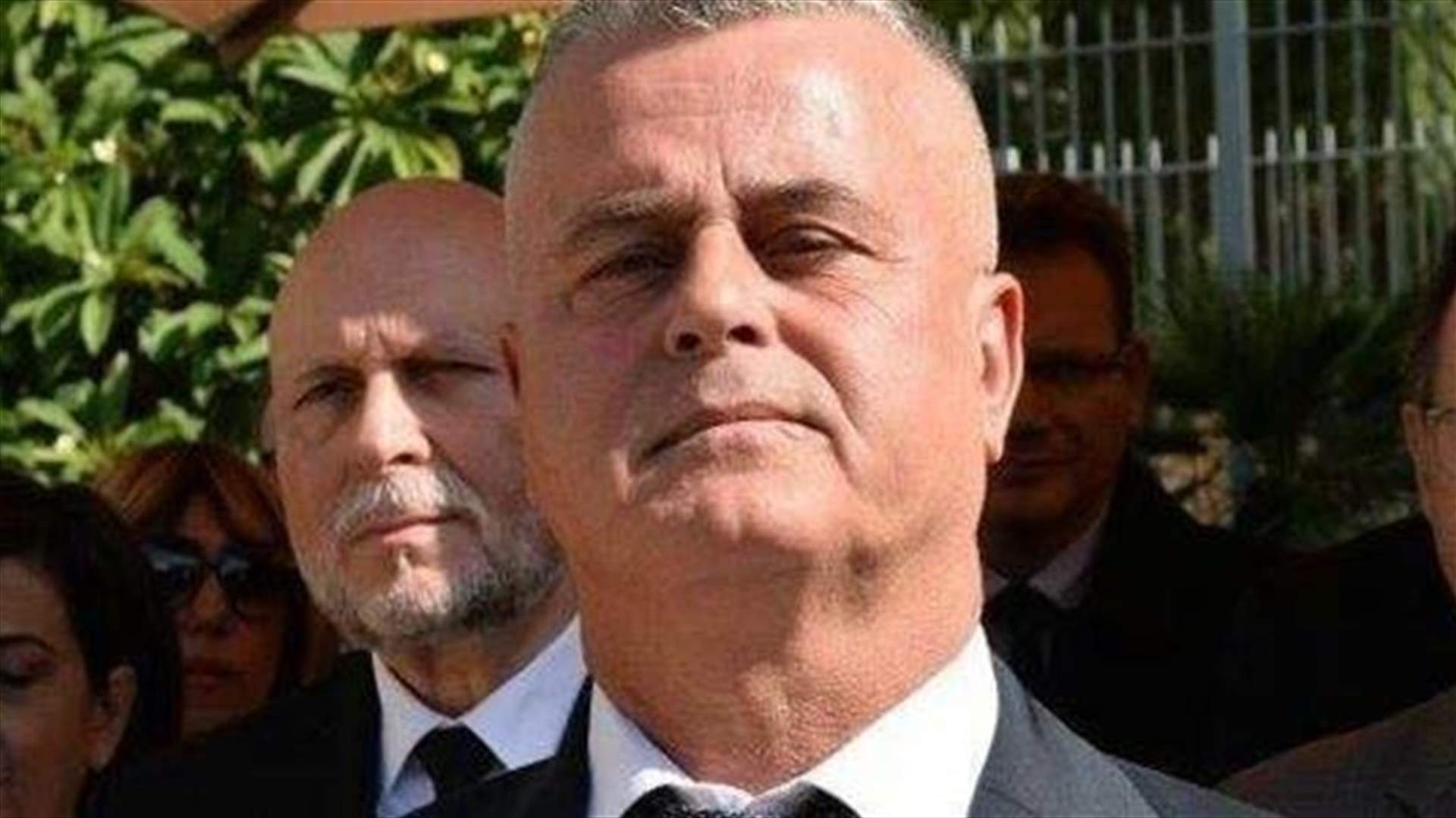 جورج نادر انضم الى المتظاهرين في رياض الصلح: ما جرى اليوم في الساحة احتلال وليس تظاهر