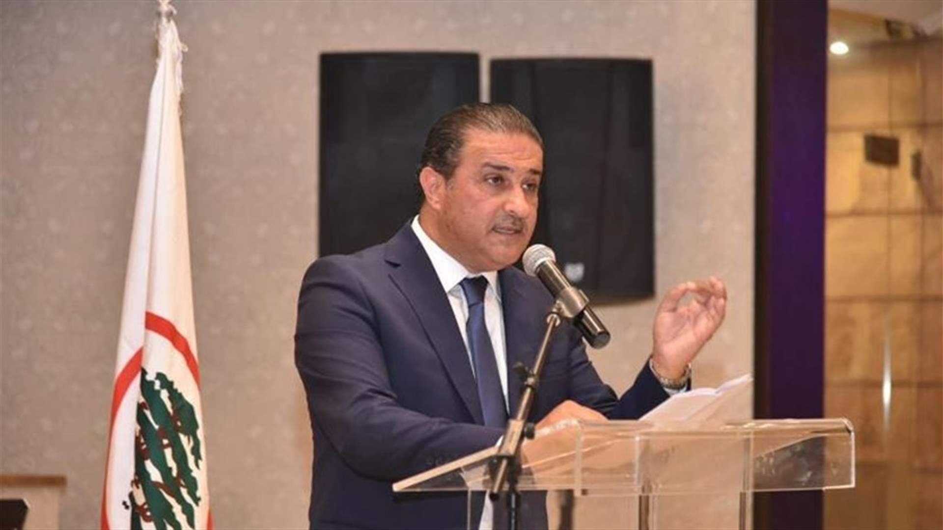 سعد في نداء "من القلب" الى الحريري: استقل ولا تأخذ بصدرك حماية سلطة فاسدة وأنت غير فاسد