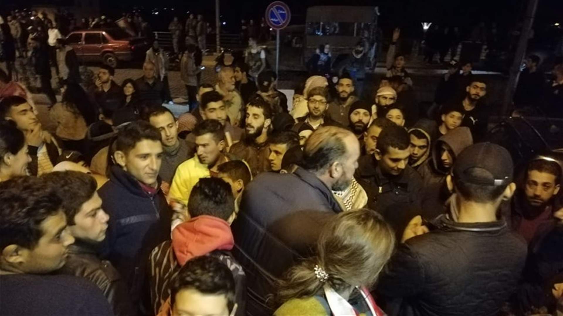إشكال فردي وتلاسن في ساحة خليل مطران - بعلبك
