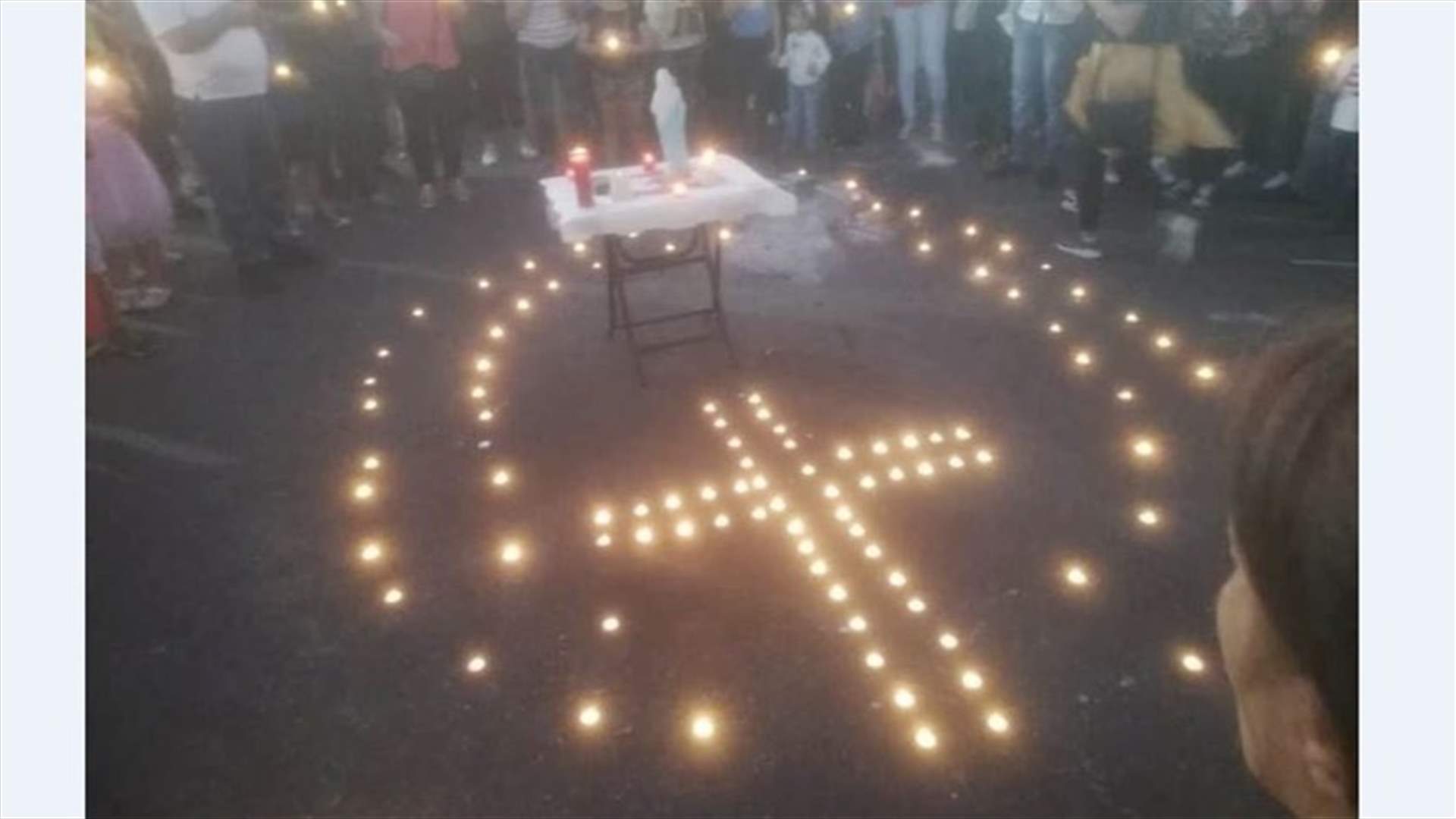 صورة للصليب لحظة تلاوة الصلاة في الشفروليه تثير الجدل... هذه حقيقتها