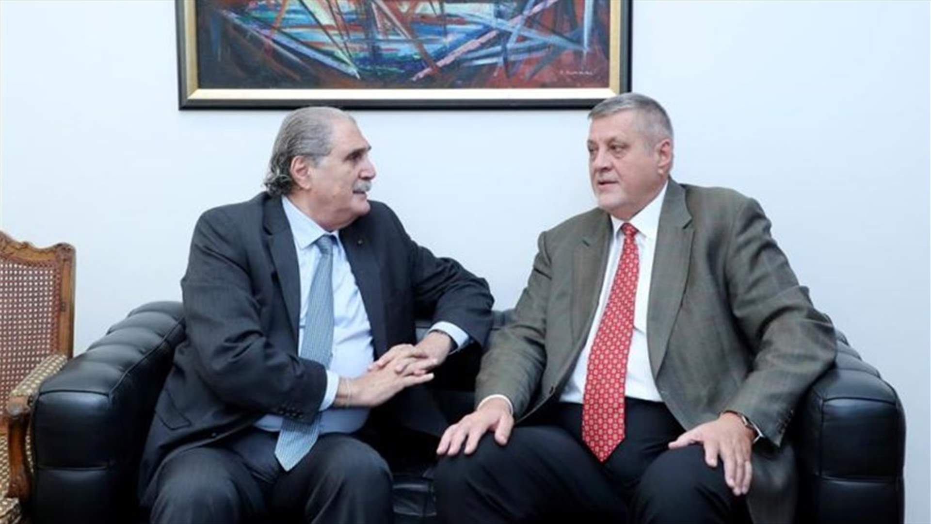 كوبيتش زار جريصاتي وأبلغه متابعة غوتيريس لدور الرئيس عون في معالجة الأوضاع المستجدة