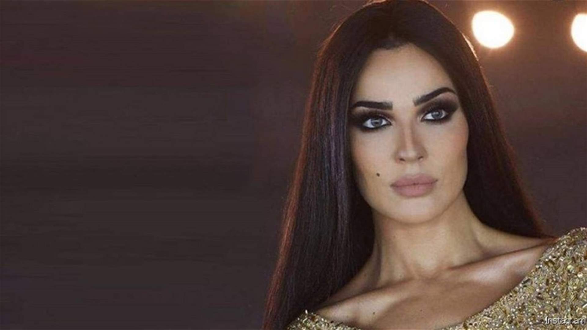 نادين نسيب نجيم تقترح حلاً بعد المشاركة في الثورة: "ما بدي الدم يشوّه وجهي"