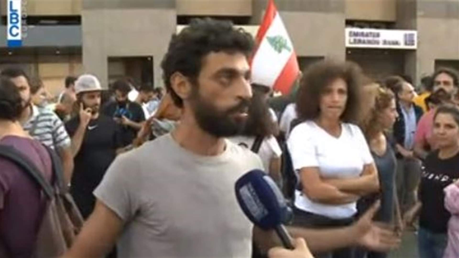 بعد هدوء الاشكال عند جسر الرينغ... متظاهرون يروون ما حصل معهم (فيديو)