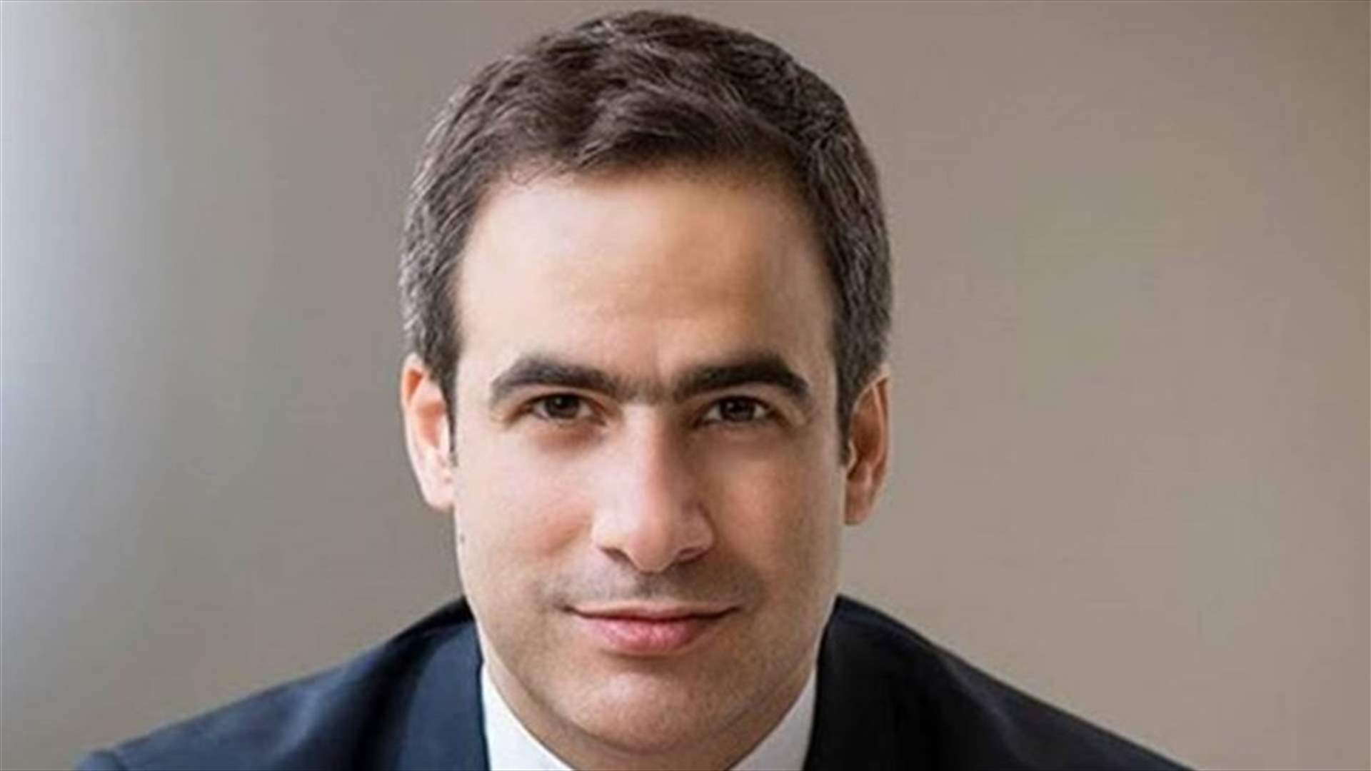 معوض: لتشكيل حكومة من المتخصصين ونظيفي الكف في أسرع وقت