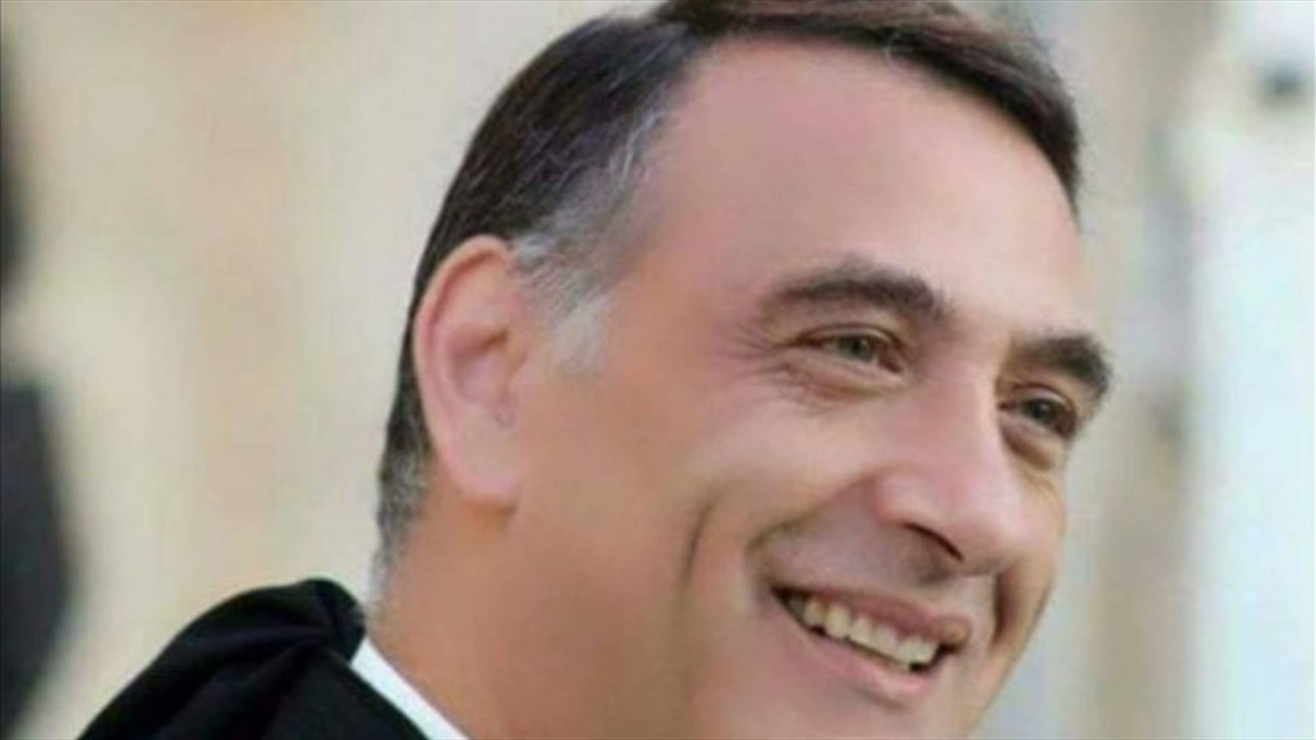 الأب طوني الخولي في رسالةٍ مفاجئة: "إذا نزلت على لبنان رح يكمشوني عالمطار"