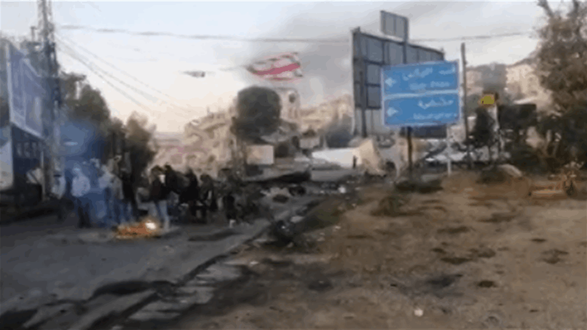 اعادة قطع الطرقات الدولية في البقاع (فيديو)