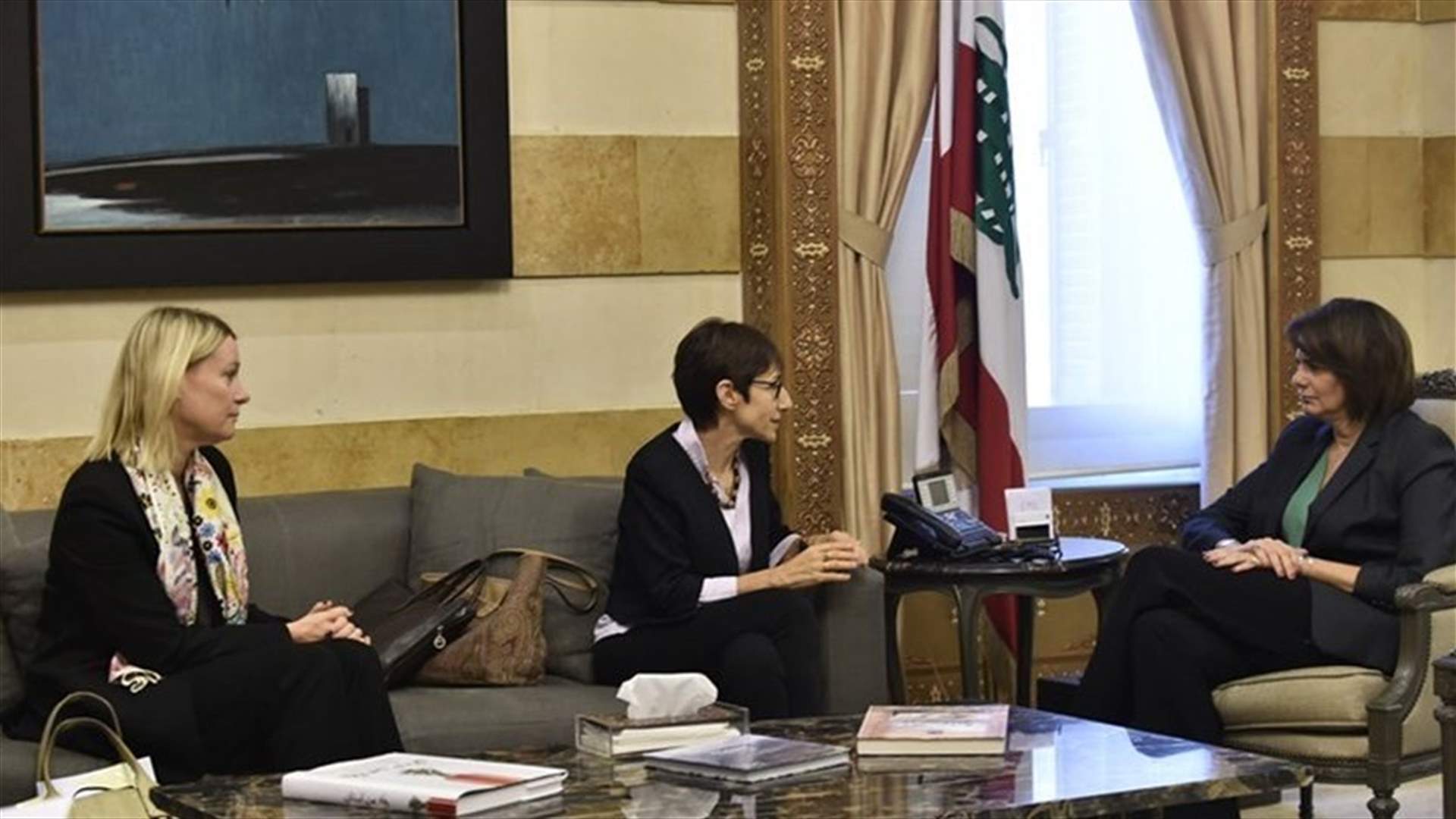 Minister al-Hassan discusses refugee affairs with UNHCR delegation