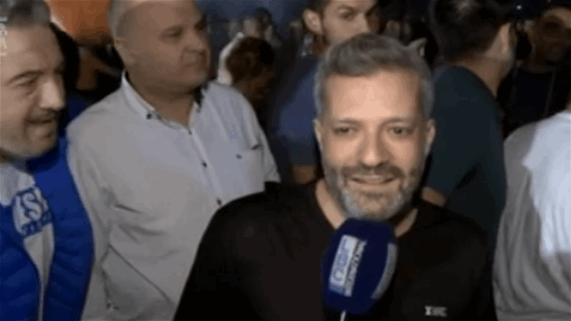 زين العمر يشارك في التحرك الداعم لعون (فيديو)