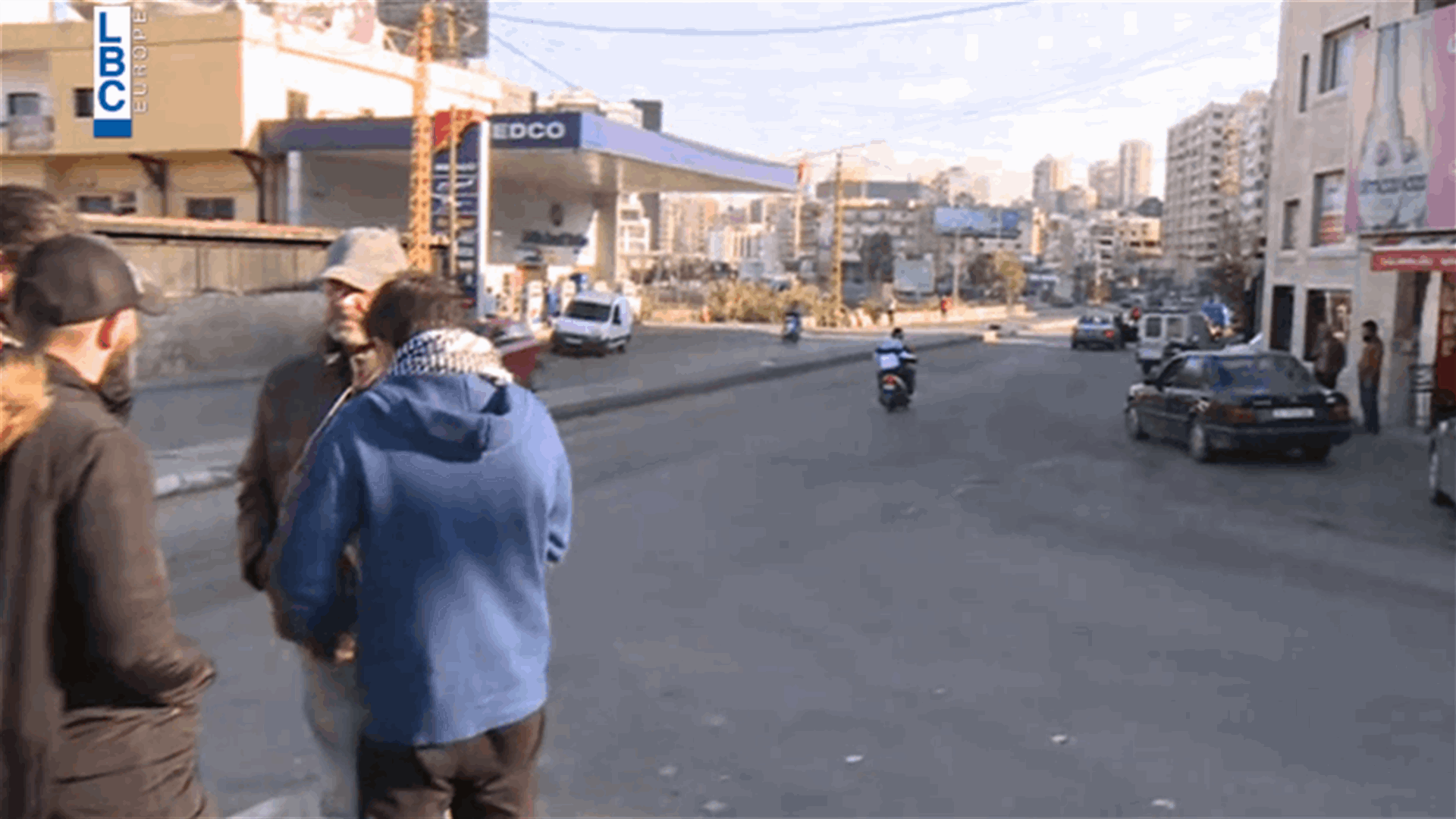 تدافع بين الجيش والمتظاهرين على الطريق البحرية- البحصاص واطلاق الرصاص المطاطي