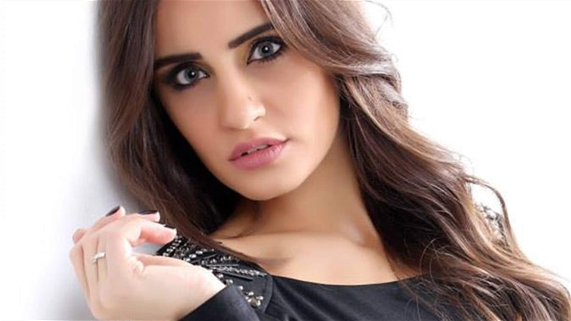 إيميه صياح تُعلّق غاضبة: "التعرّض للنساء قِمّة في الجهل والقرف"