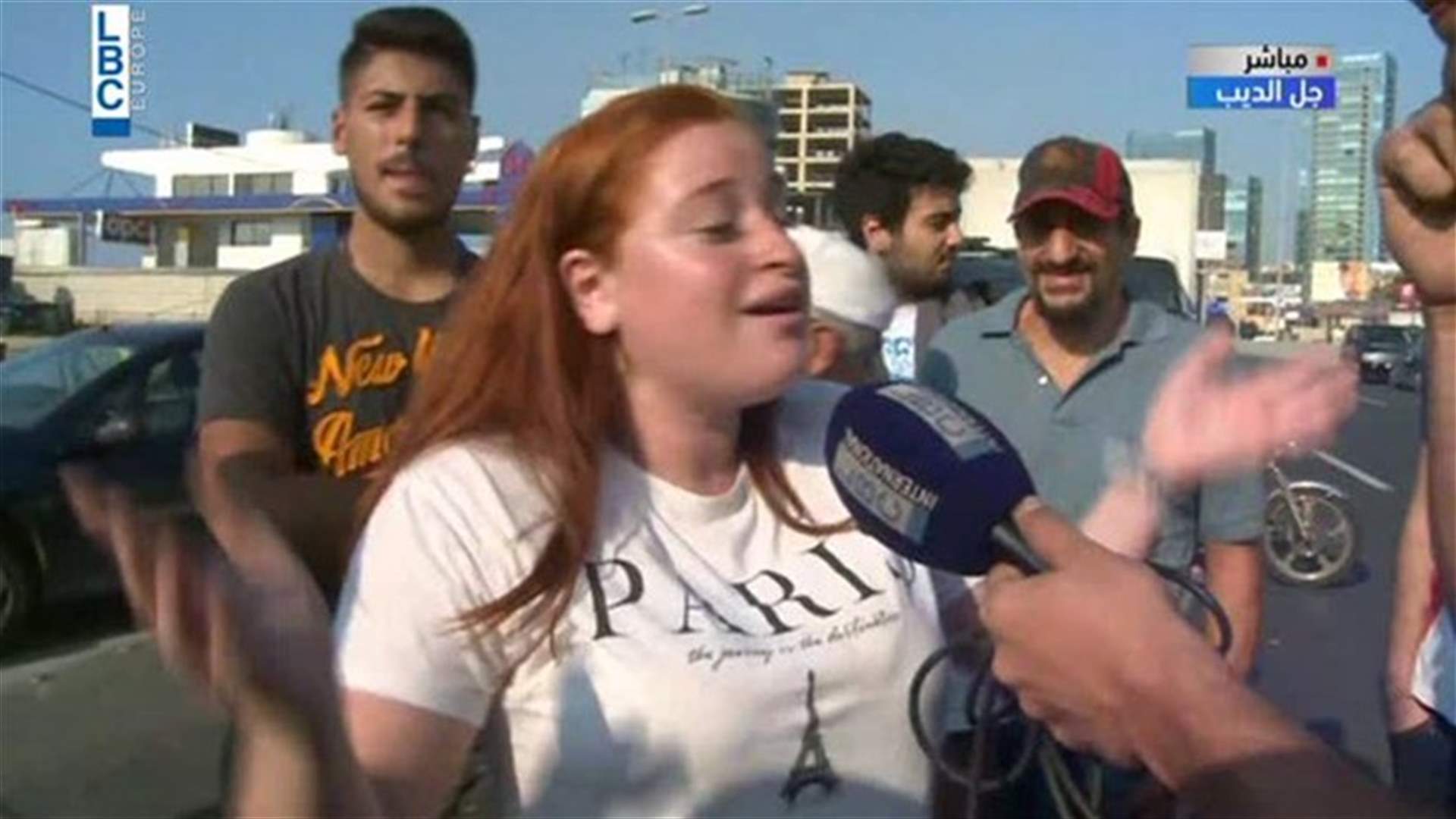 Dispute among protesters in Jal el-Dib over road closure-[VIDEO]