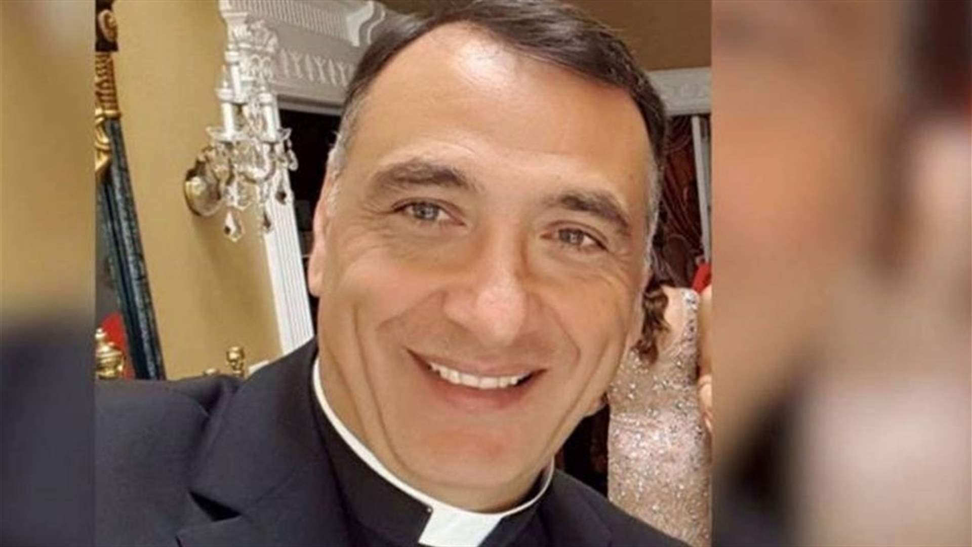 بعدما ألغى رحلته إلى لبنان... الأب طوني الخولي بفيديو جديد: "للتوضيح فقط"