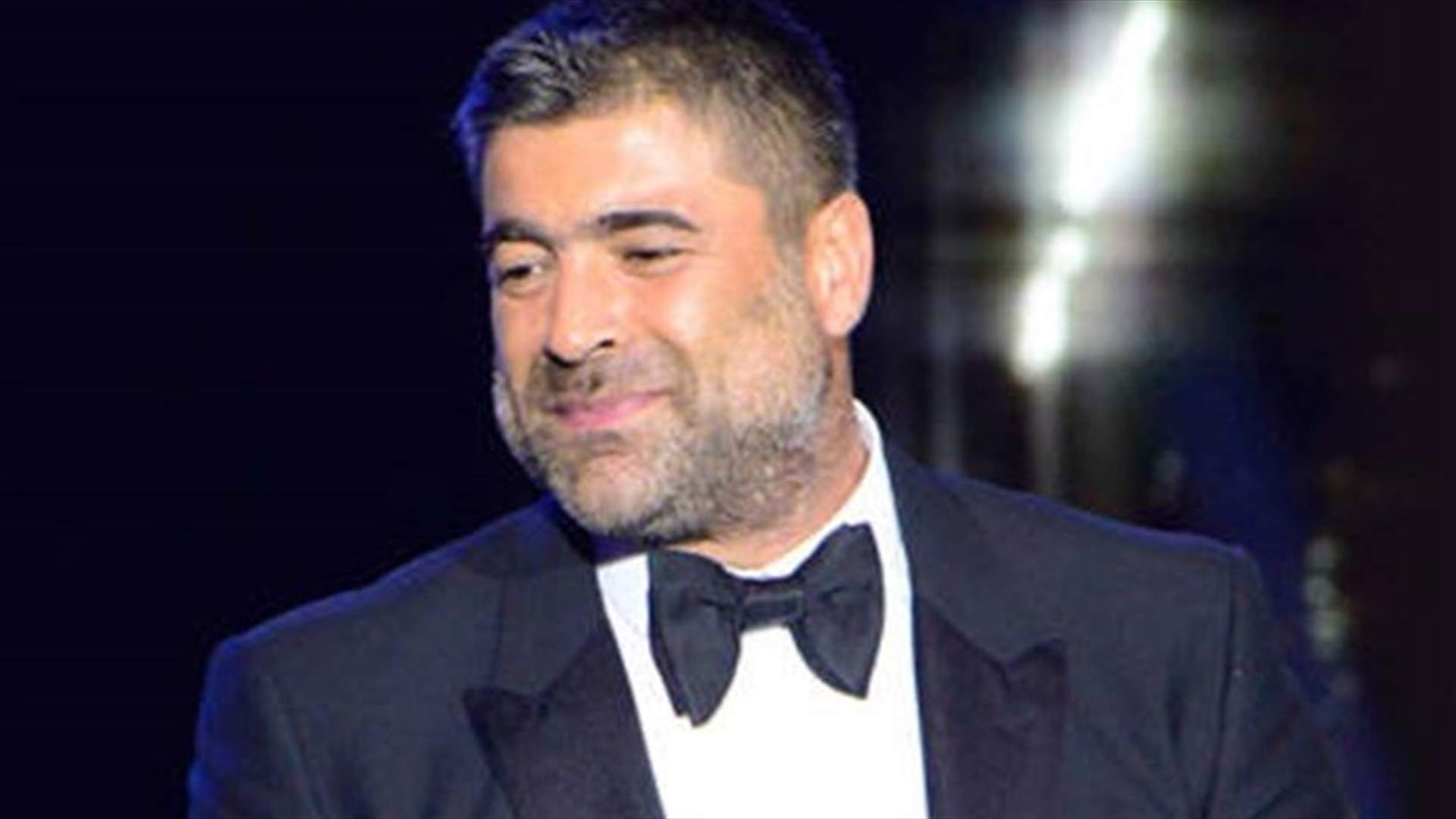 وائل كفوري يتنقّل بطائرة هليكوبتر ويثير جدلاً في الأردن (فيديو)