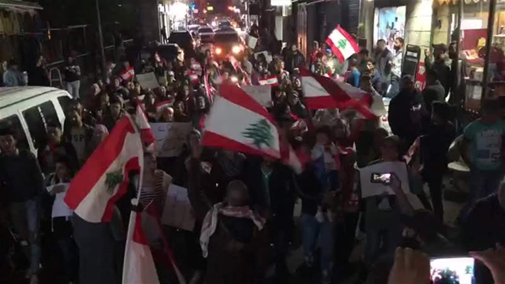 اعتصام لحراك بعلبك ومسيرة جابت شوارع المدينة (فيديو)