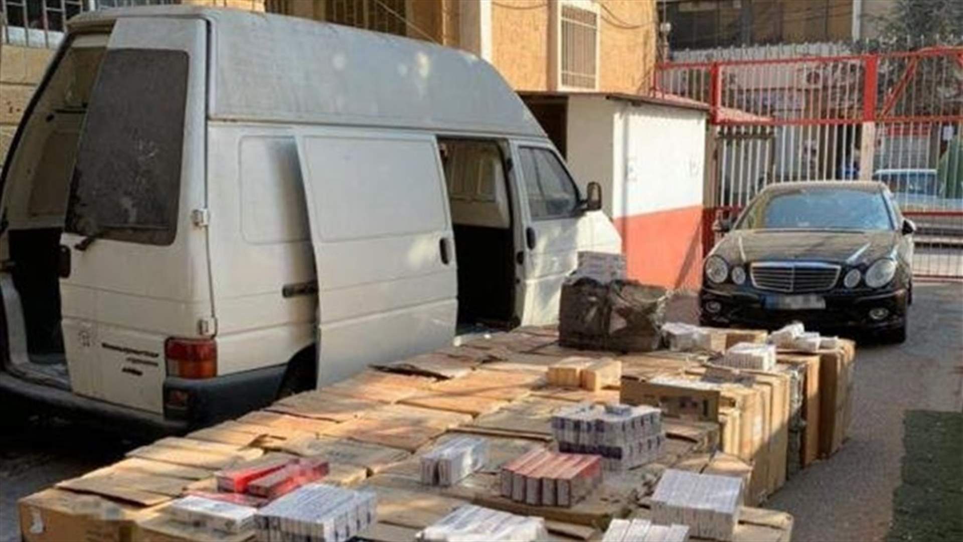 شبكة لتهريب الدخان من سوريا إلى لبنان في قبضة المعلومات (صورة)