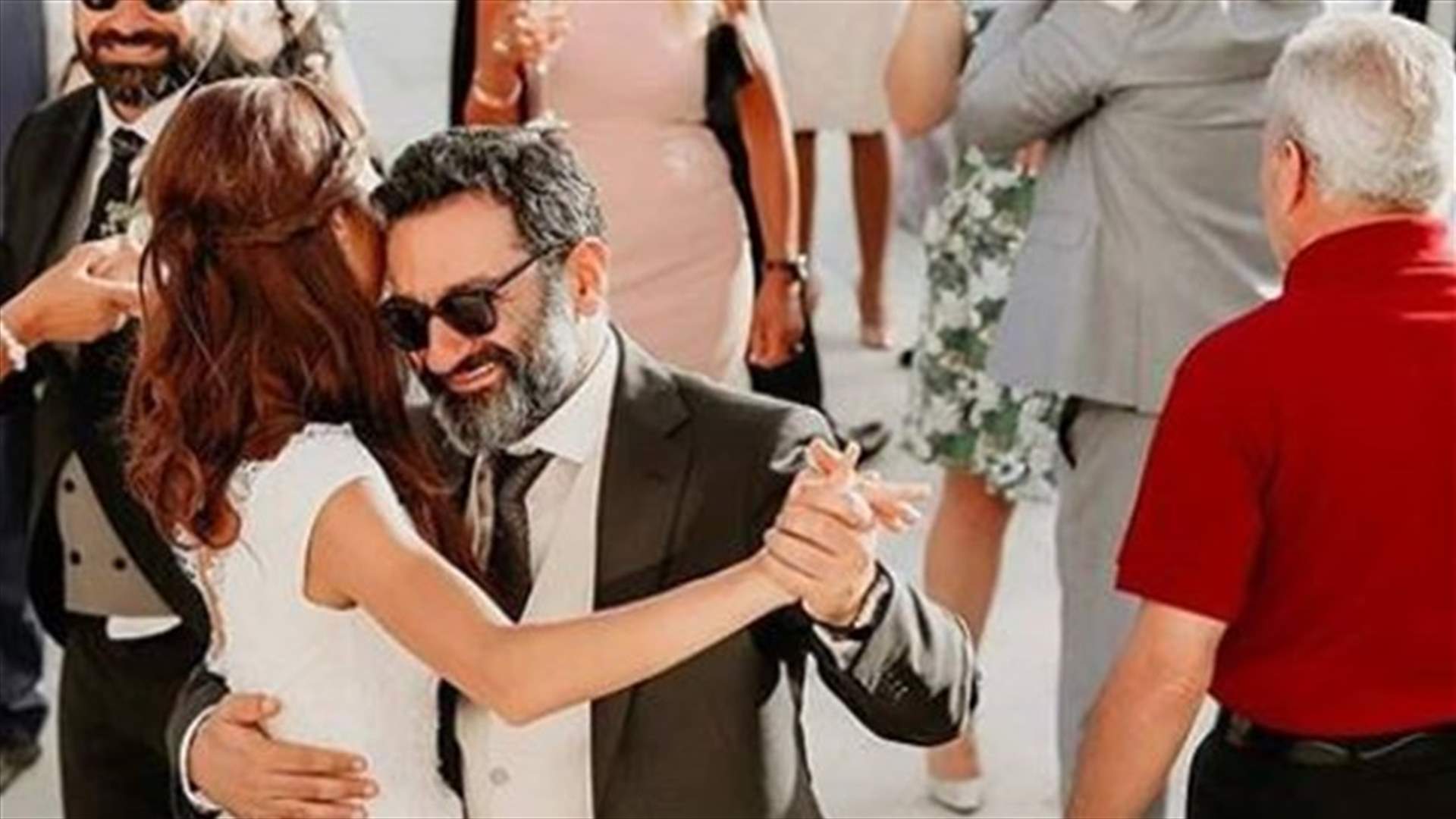 لورا خباز تحتفل بعيد ميلاد شقيقها جورج خباز في "المكان الأحب على قلبه" (فيديو)