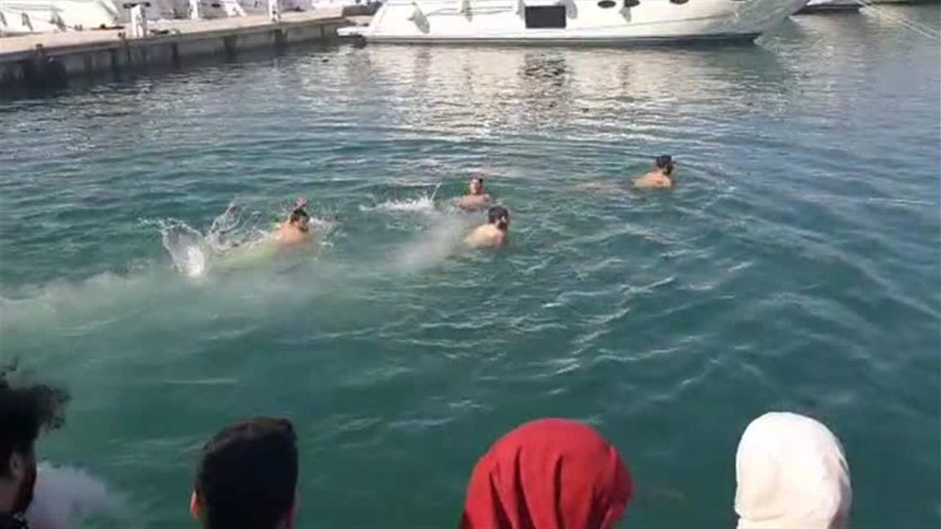 Protesters swim in Zaitouna Bay (Video)