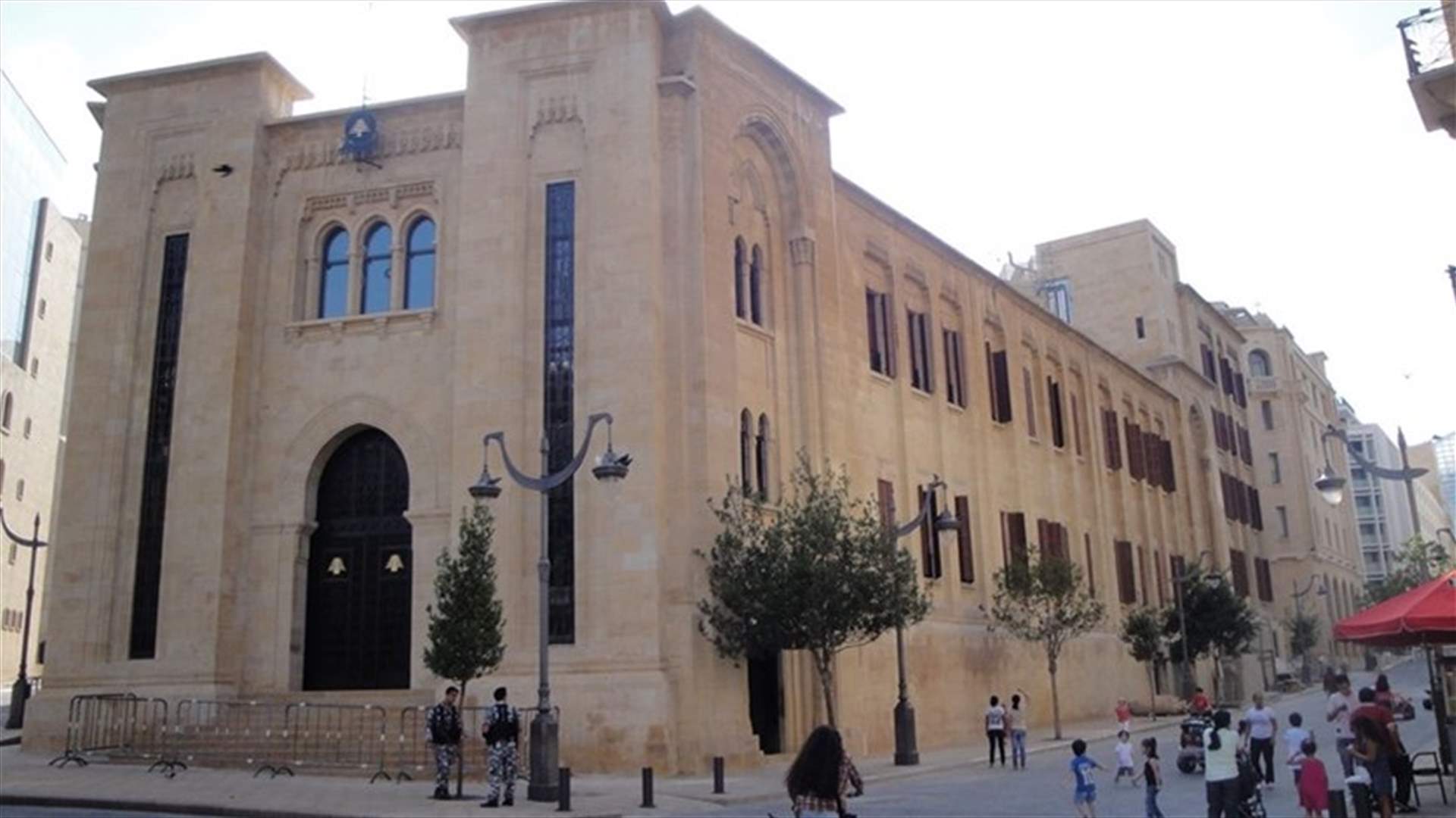 جلسة الغد ما زالت قائمة حتى الساعة...