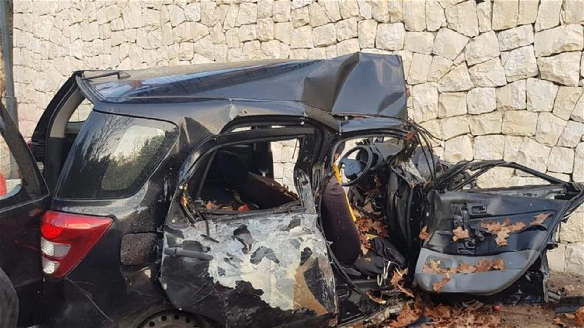صورة لحادث السير المروّع الذي أودى بحياة شخصين على طريق غادير