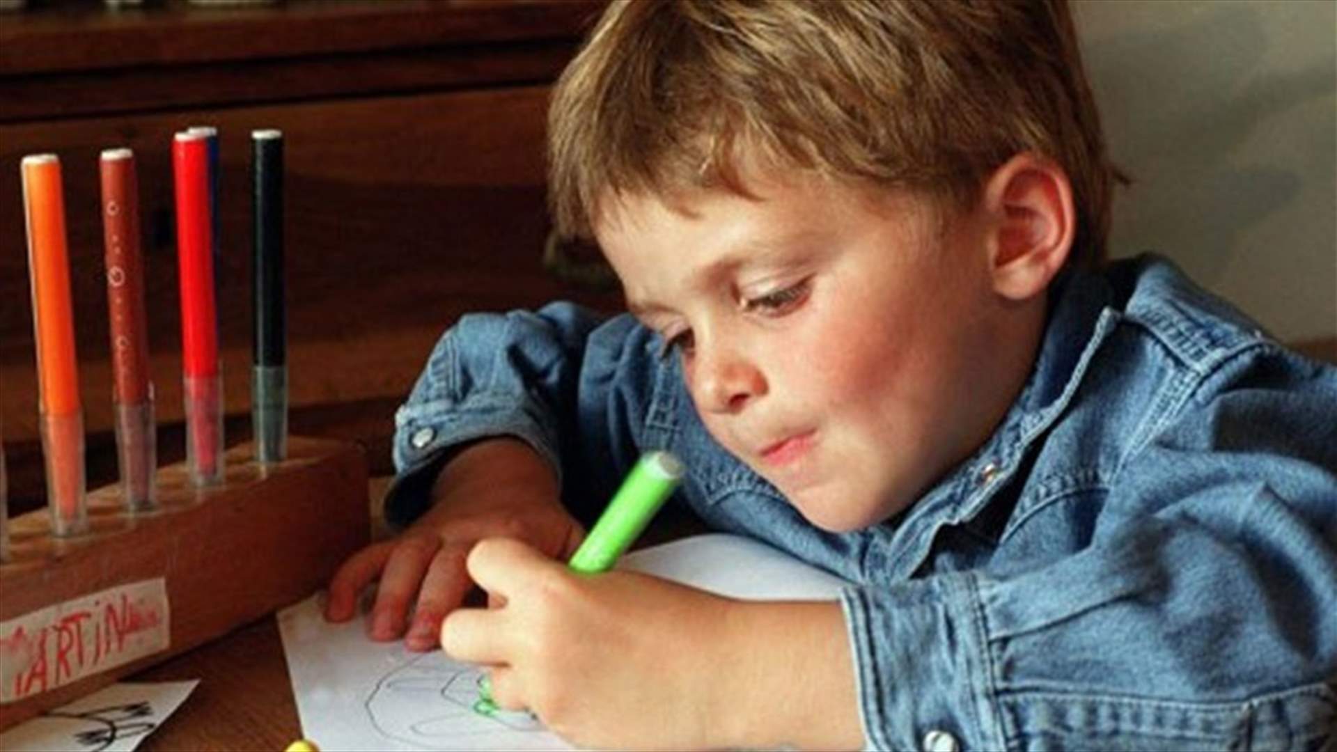 ما سبب إستخدام المرء اليد اليسرى؟