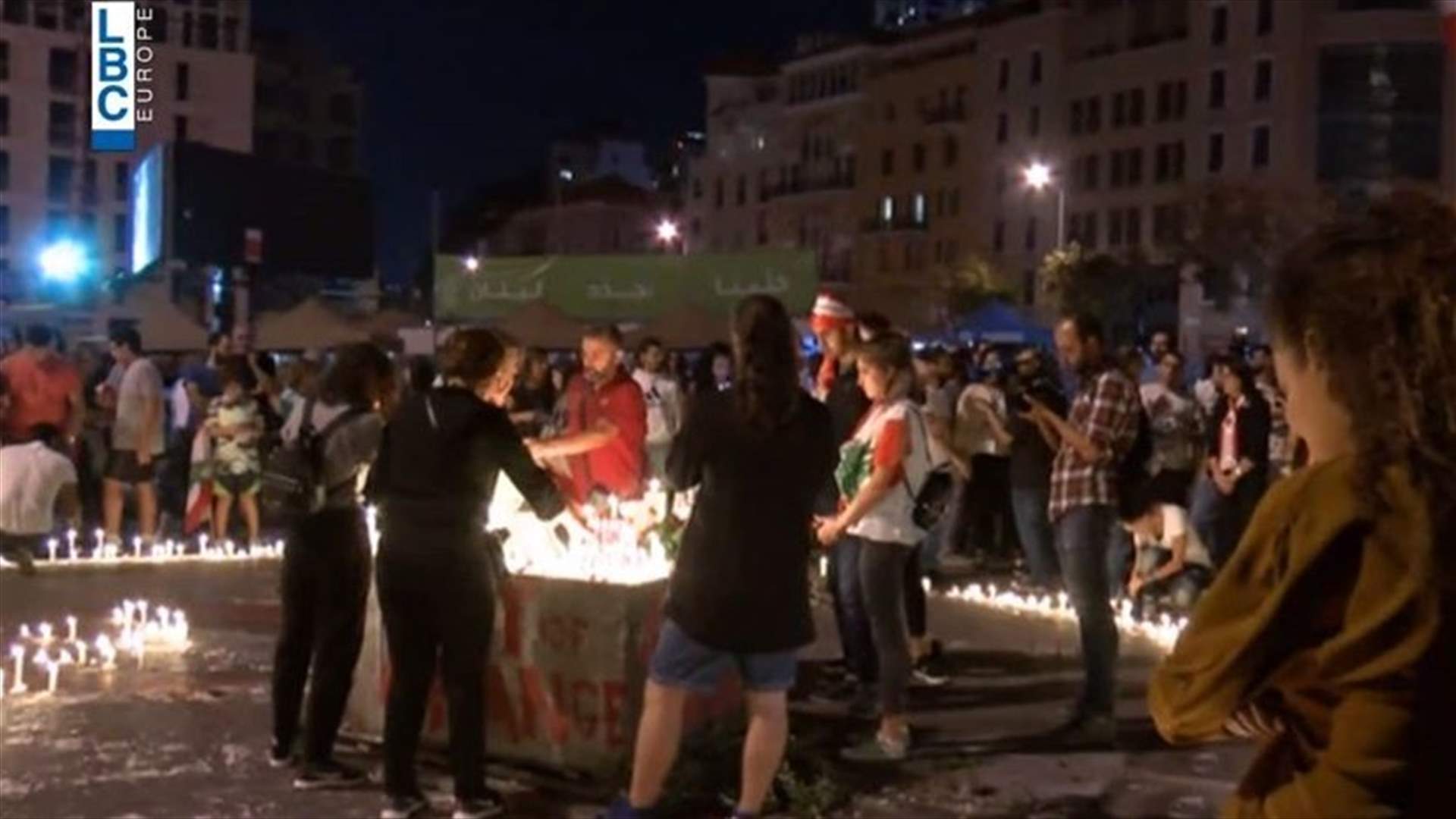 Candles lit up in Riyad al-Soleh square for martyr Alaa Abou Fakher-[VIDEO]