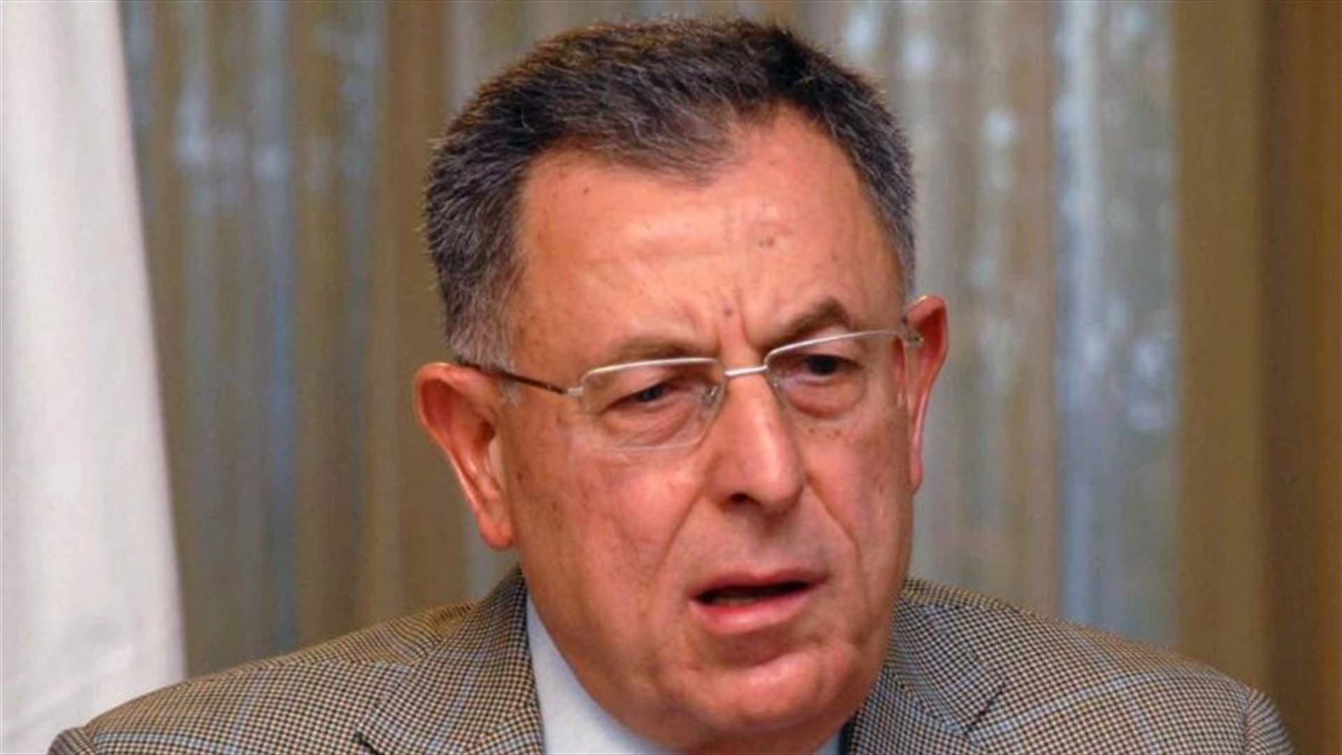 السنيورة: الالتفاف على الاستشارات النيابية مخالف للدستور... ونؤيد تولي الحريري المسؤولية بهذا الظرف الاستثنائي