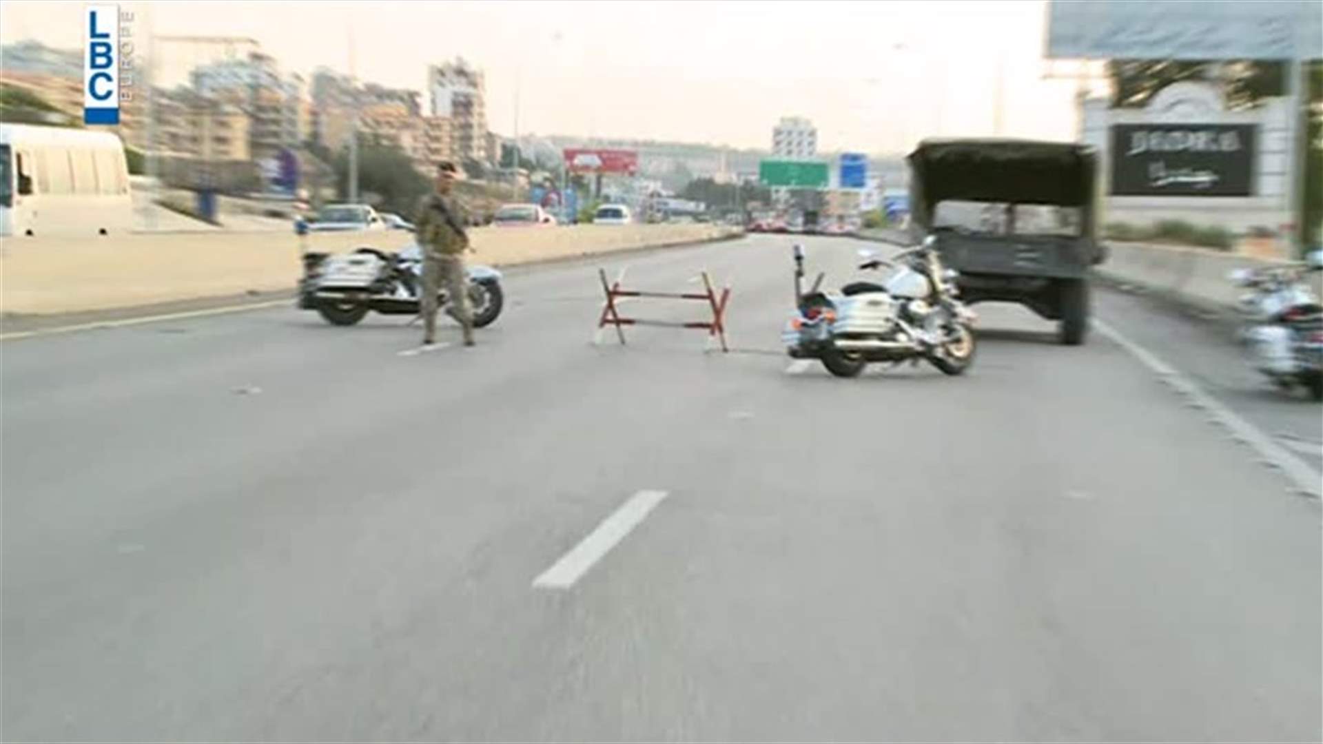 الجيش يطلب من &quot;بوسطة الثورة&quot; التوقف في الرميلة حماية للسلم الأهلي (فيديو)