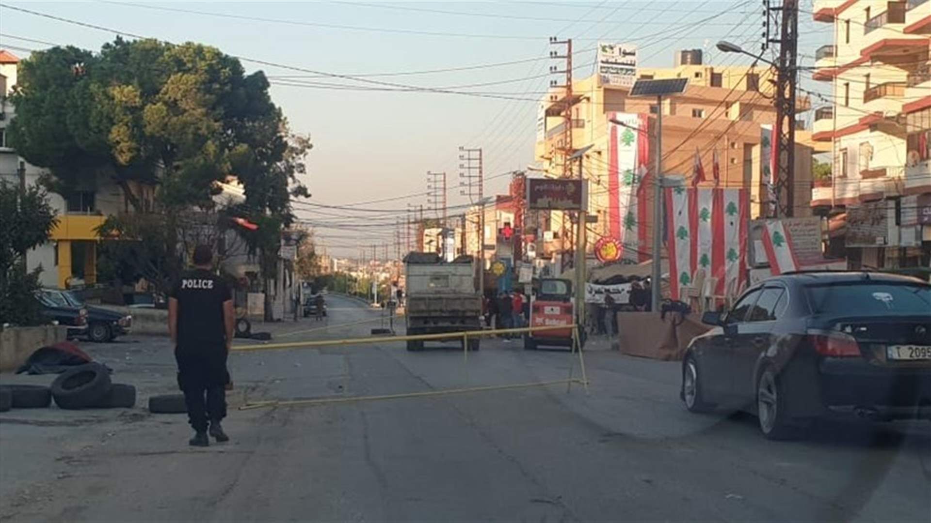Protesters cut off Halba road-[VIDEO]
