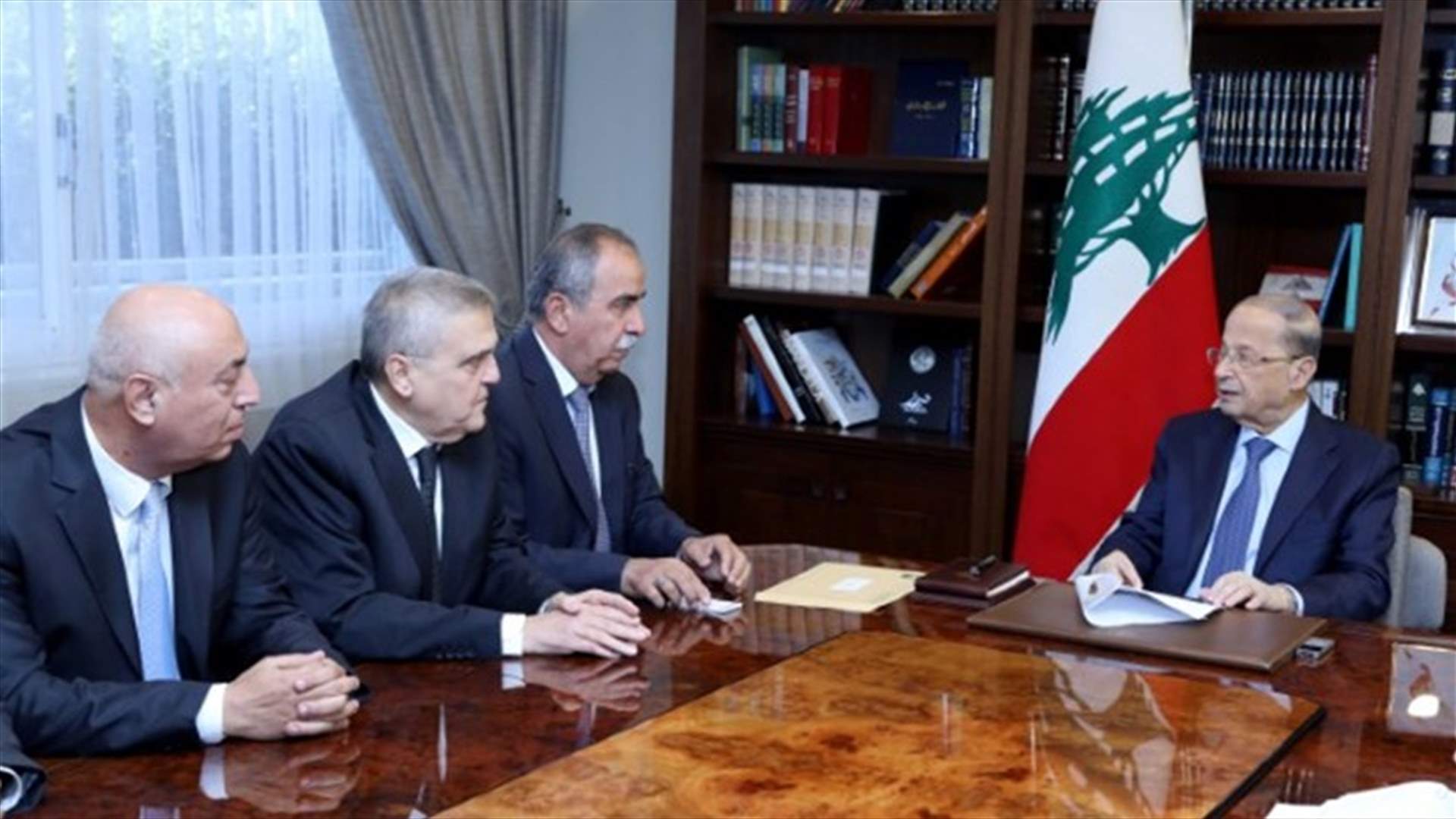 الرئيس عون: اجراءات عدة اتخذت لتسهيل عمل المواطنين.... وانا على استعداد دائم للقاء ممثلي الحراك