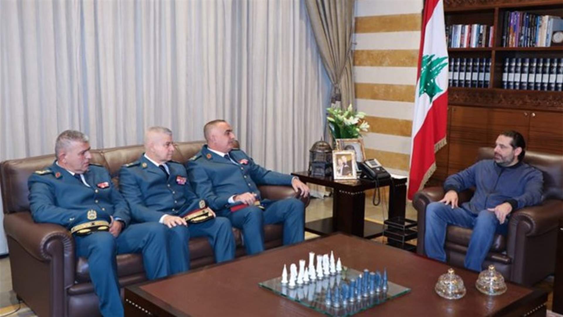 الحريري تلقّى  دعوة للمشاركة في العرض العسكري  لمناسبة عيد الاستقلال